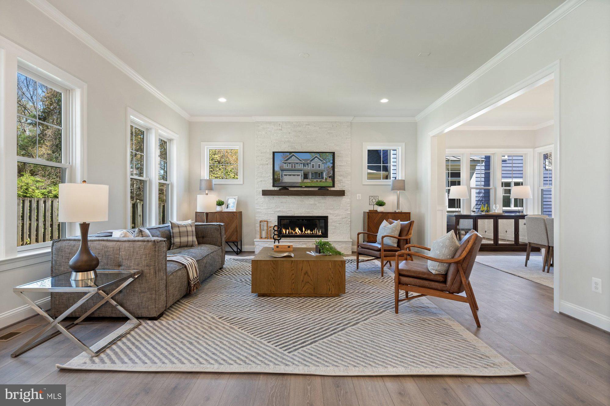 VIENNA WOODS - Residential