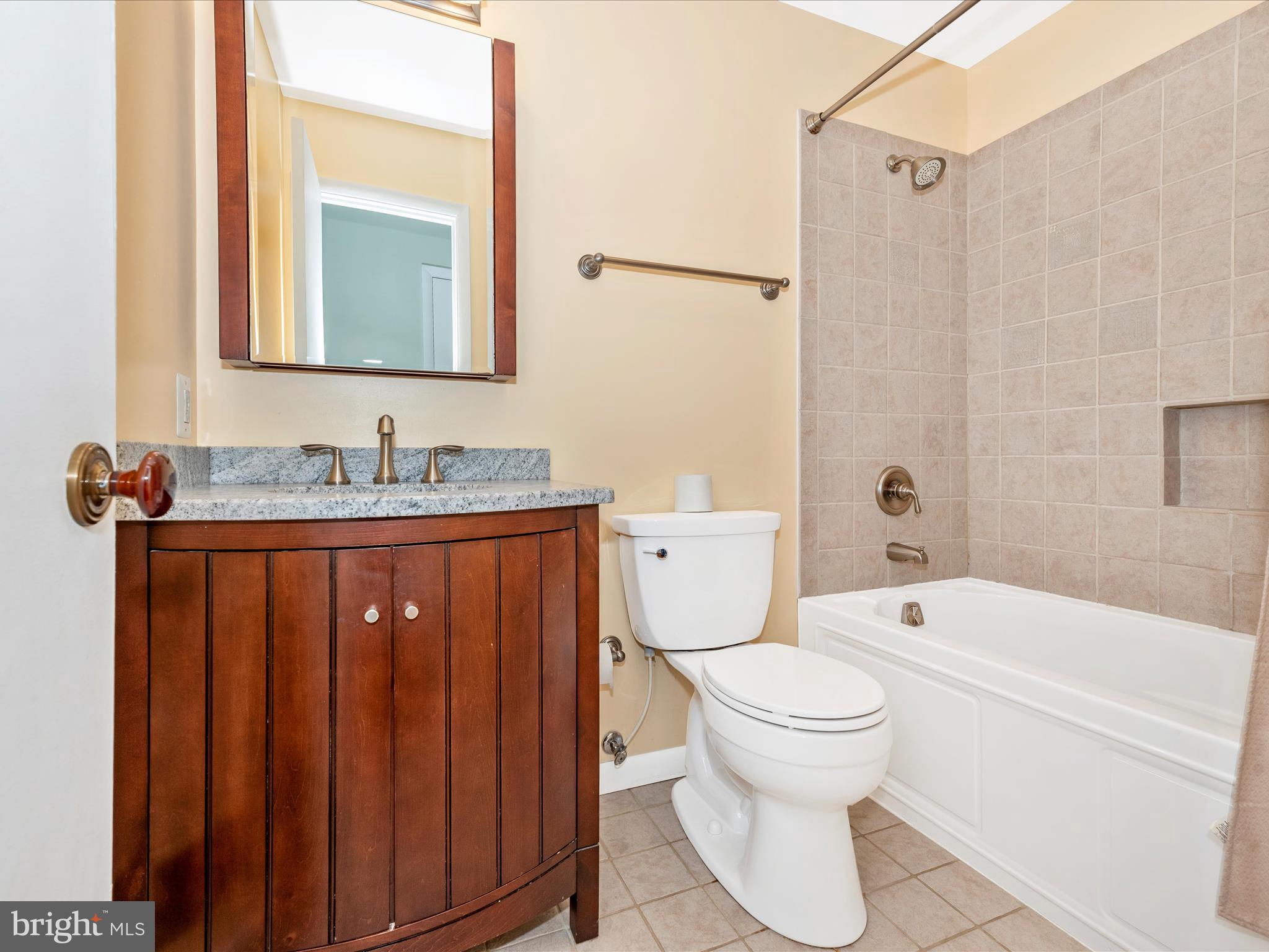 CARROLL SQUARE - Residential