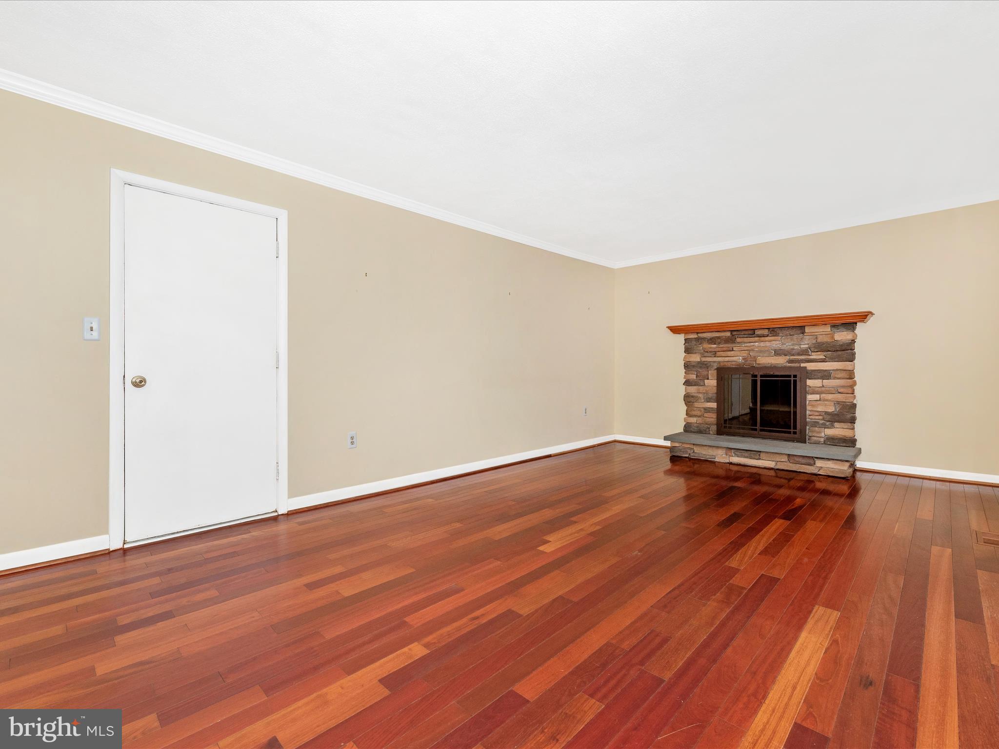 CARROLL SQUARE - Residential