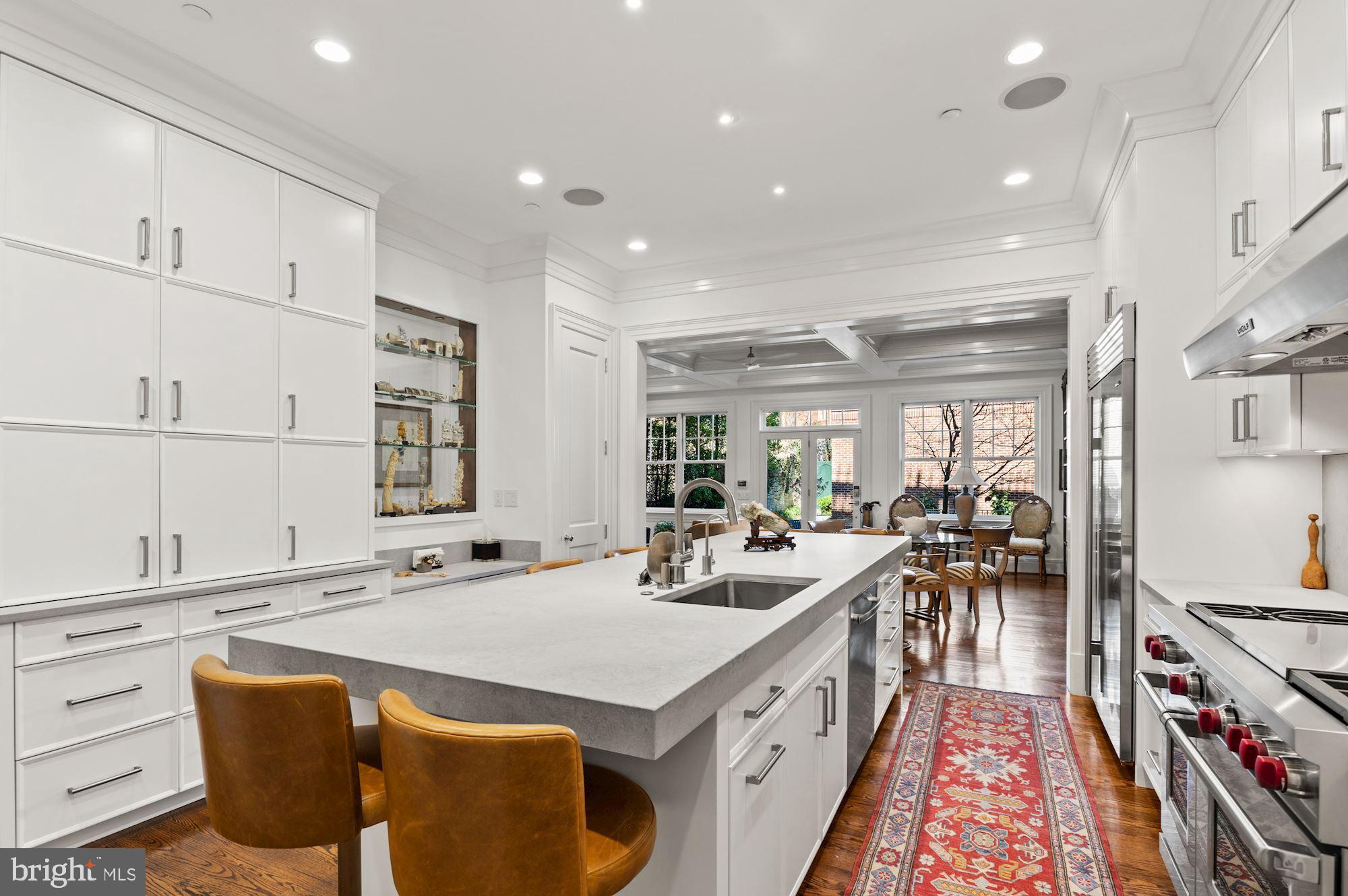 WOODLEY PARK - Residential