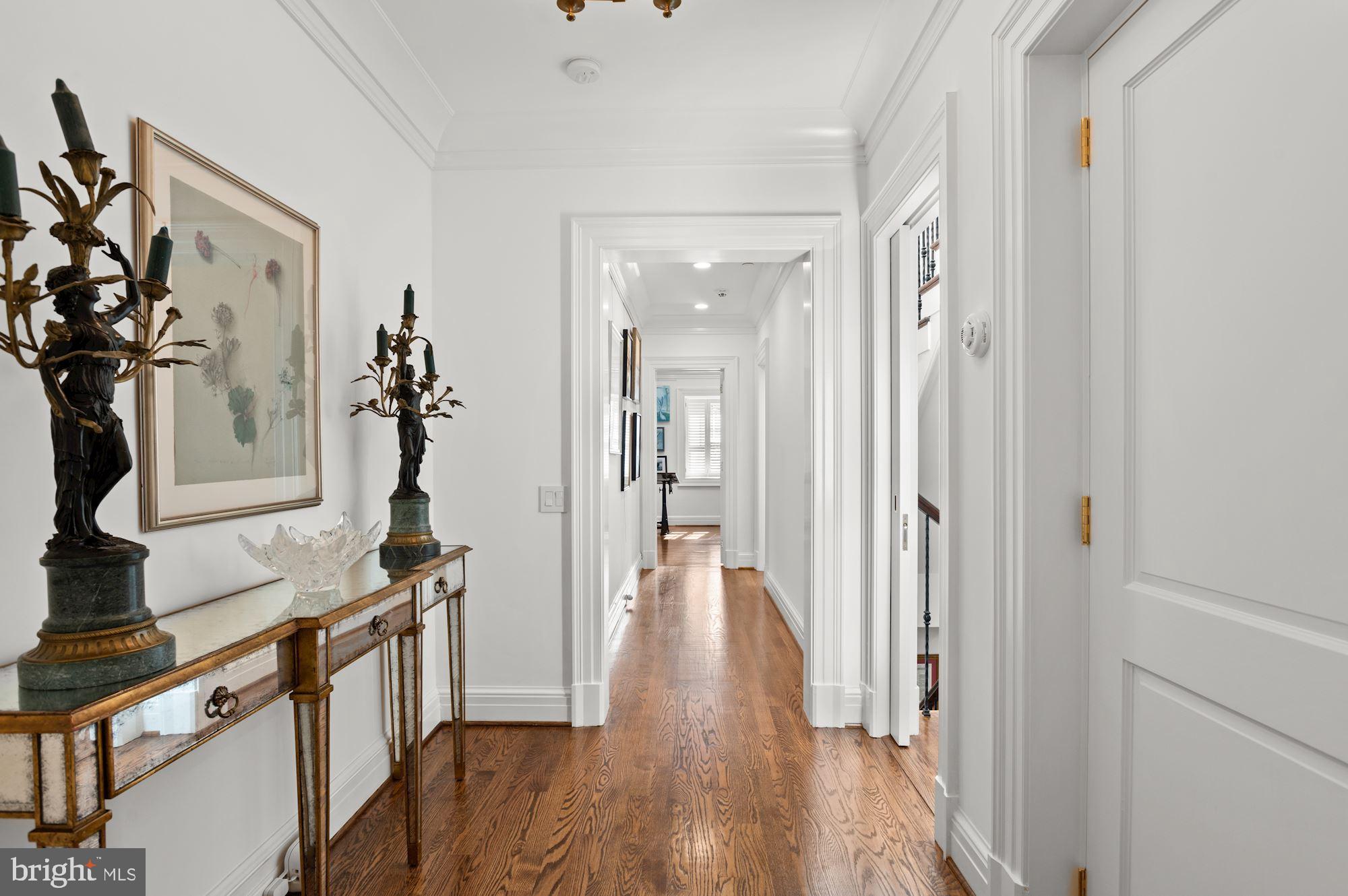 WOODLEY PARK - Residential