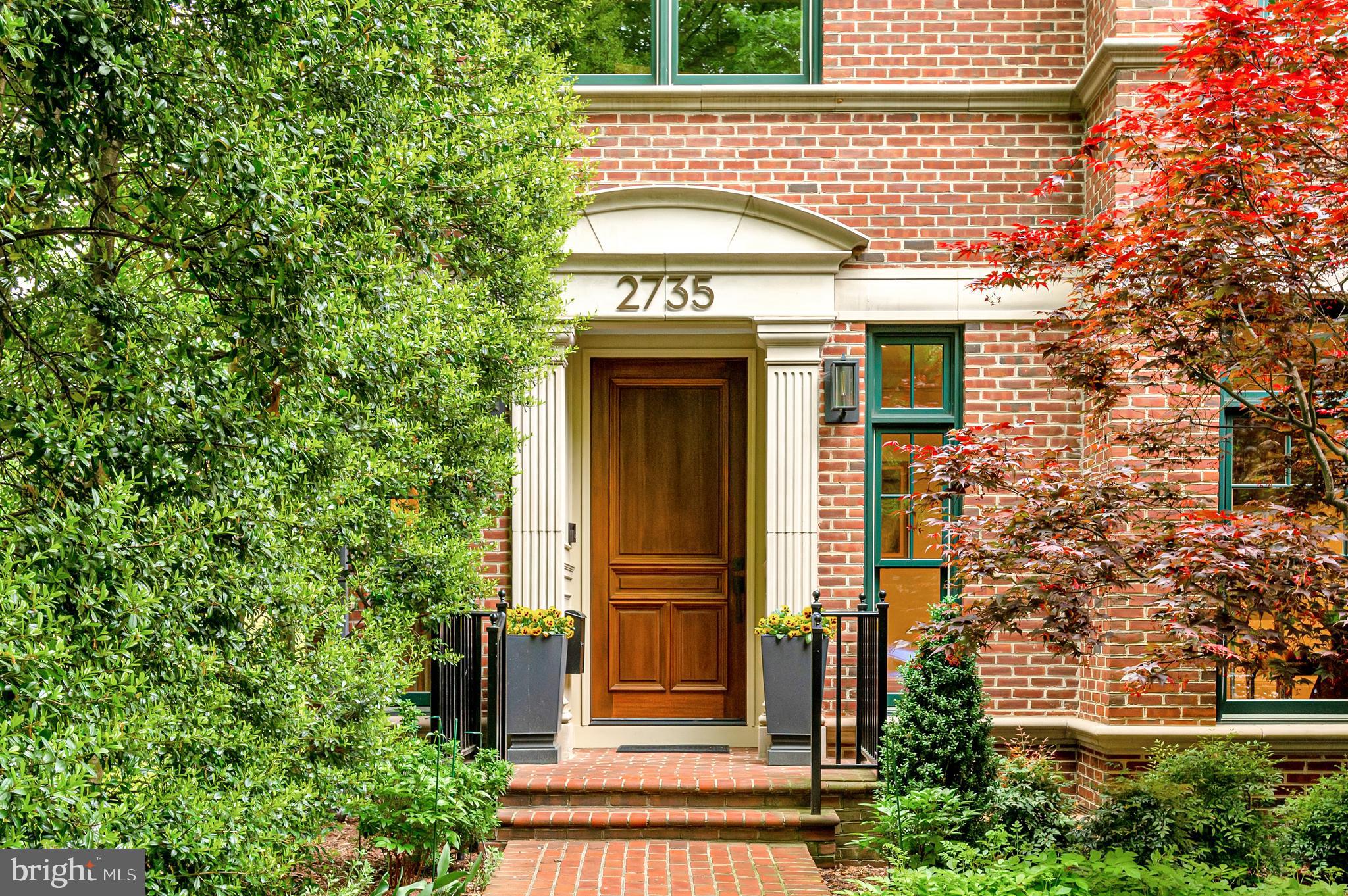 WOODLEY PARK - Residential