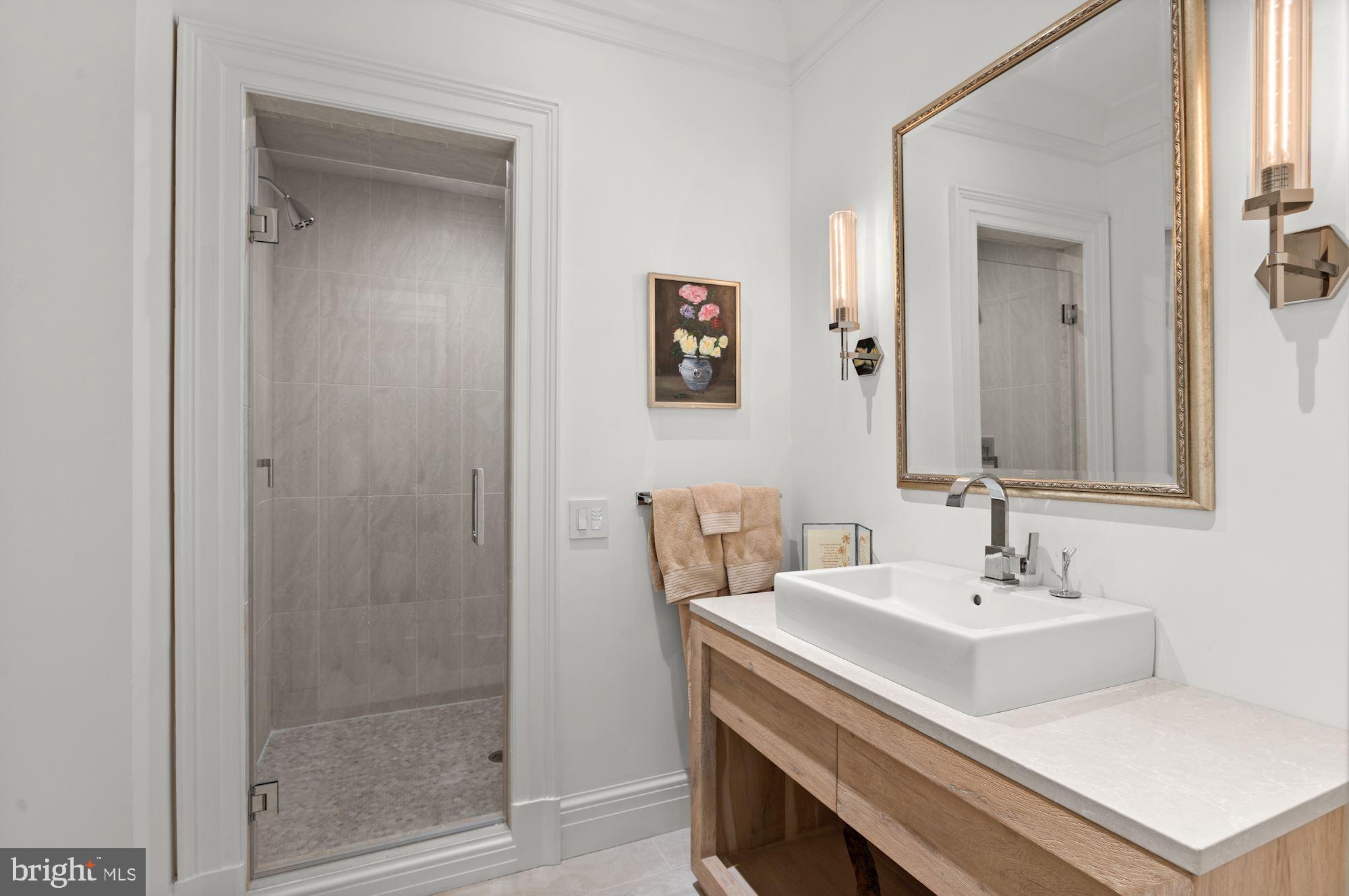 WOODLEY PARK - Residential