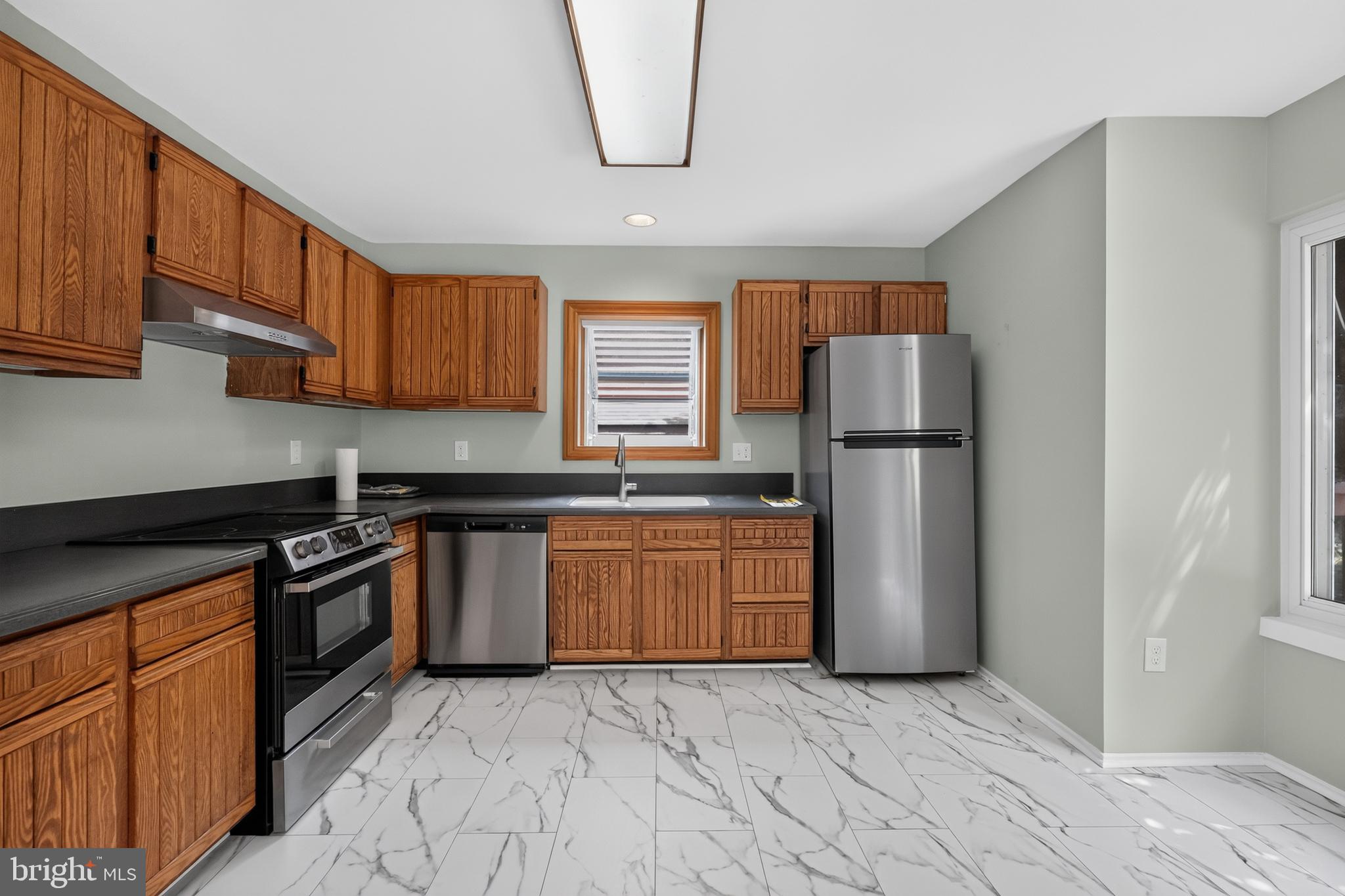 GEORGETOWN GROVE - Residential