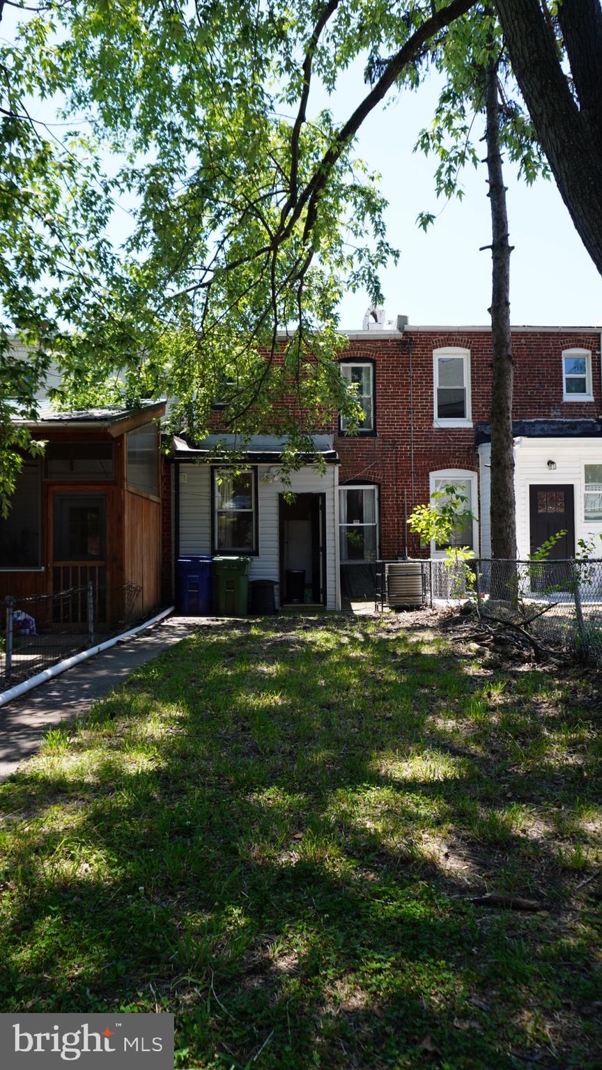 WAVERLY - Residential