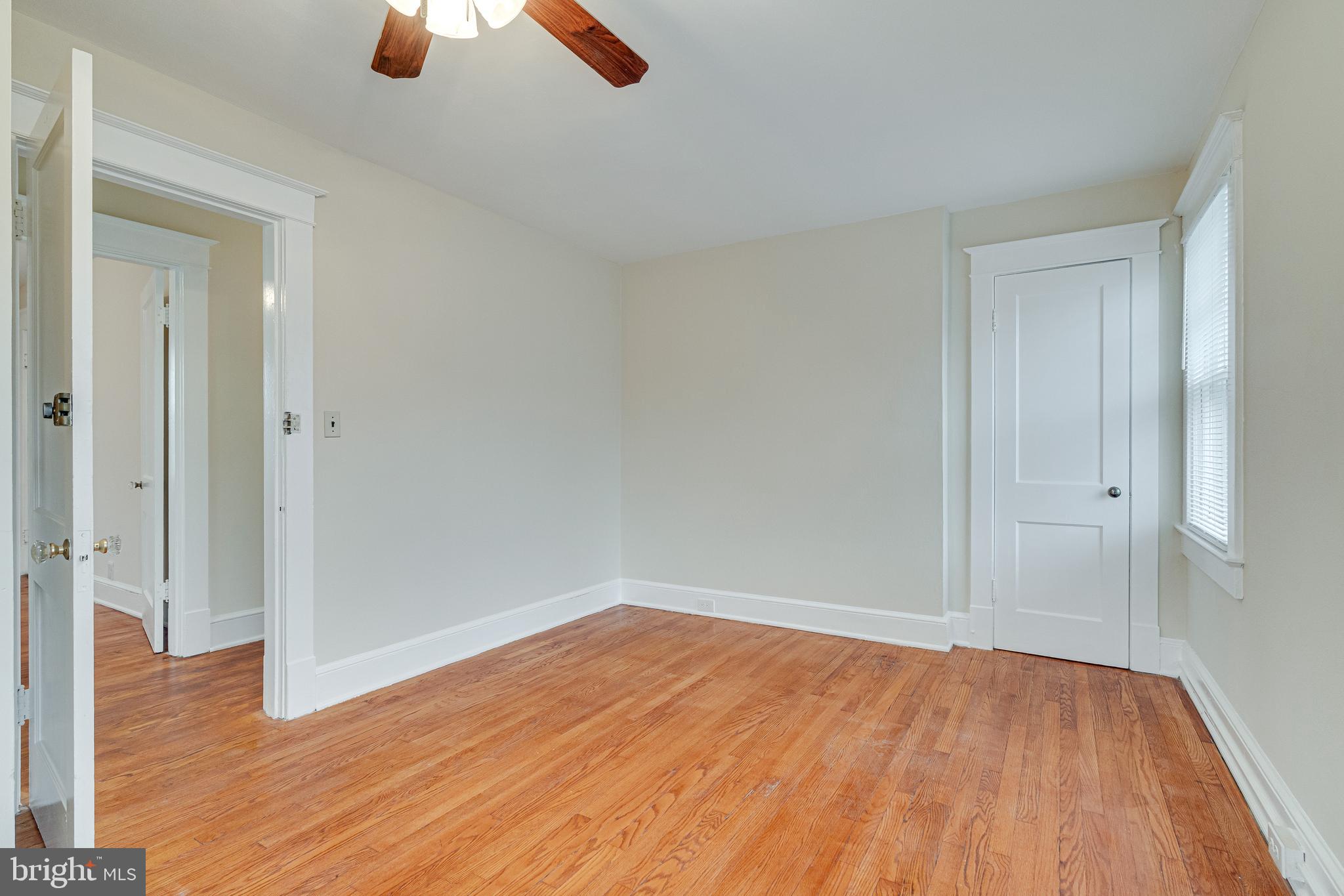 GRAYS - Residential Lease
