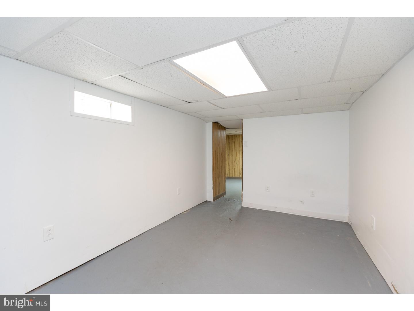 PORT RICHMOND - Residential Lease