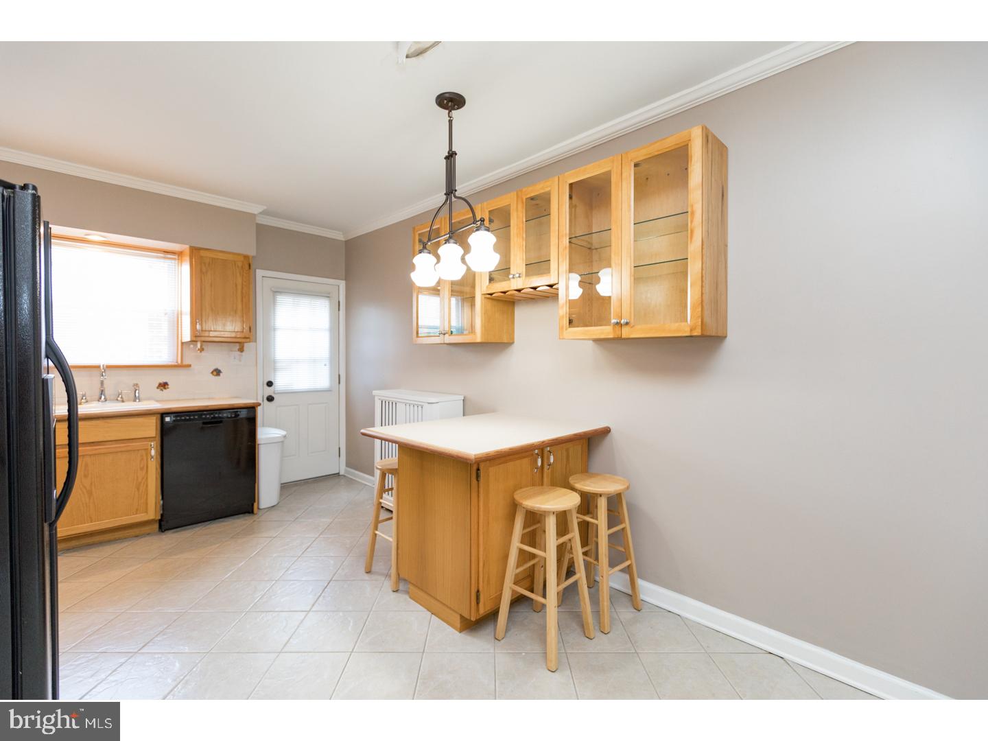 PORT RICHMOND - Residential Lease
