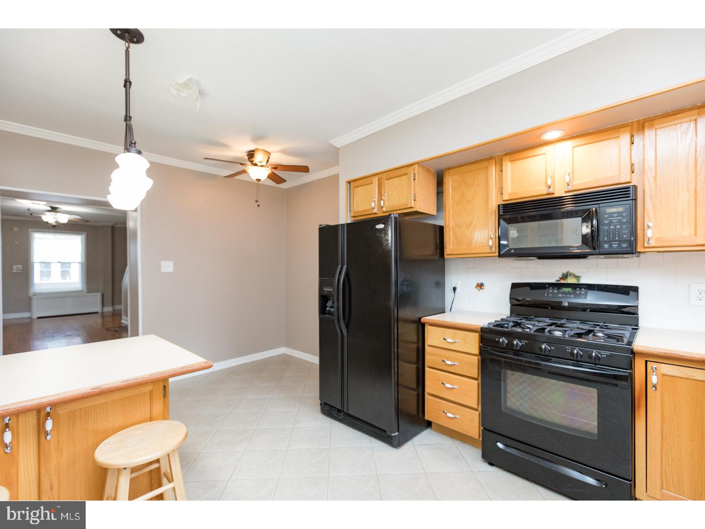 PORT RICHMOND - Residential Lease
