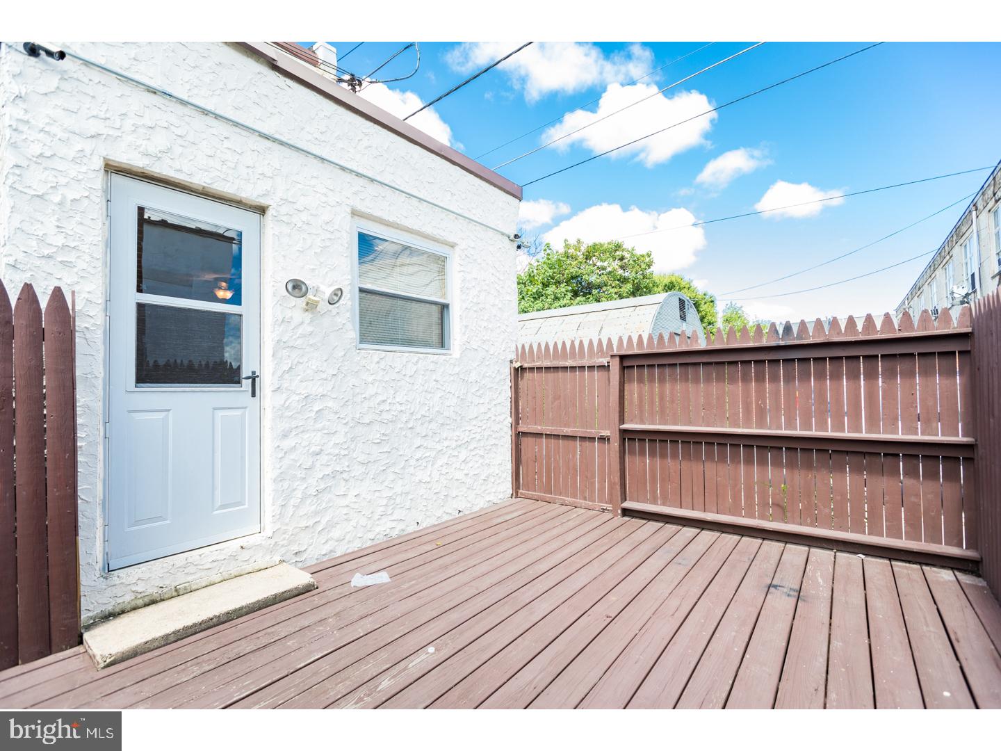 PORT RICHMOND - Residential Lease
