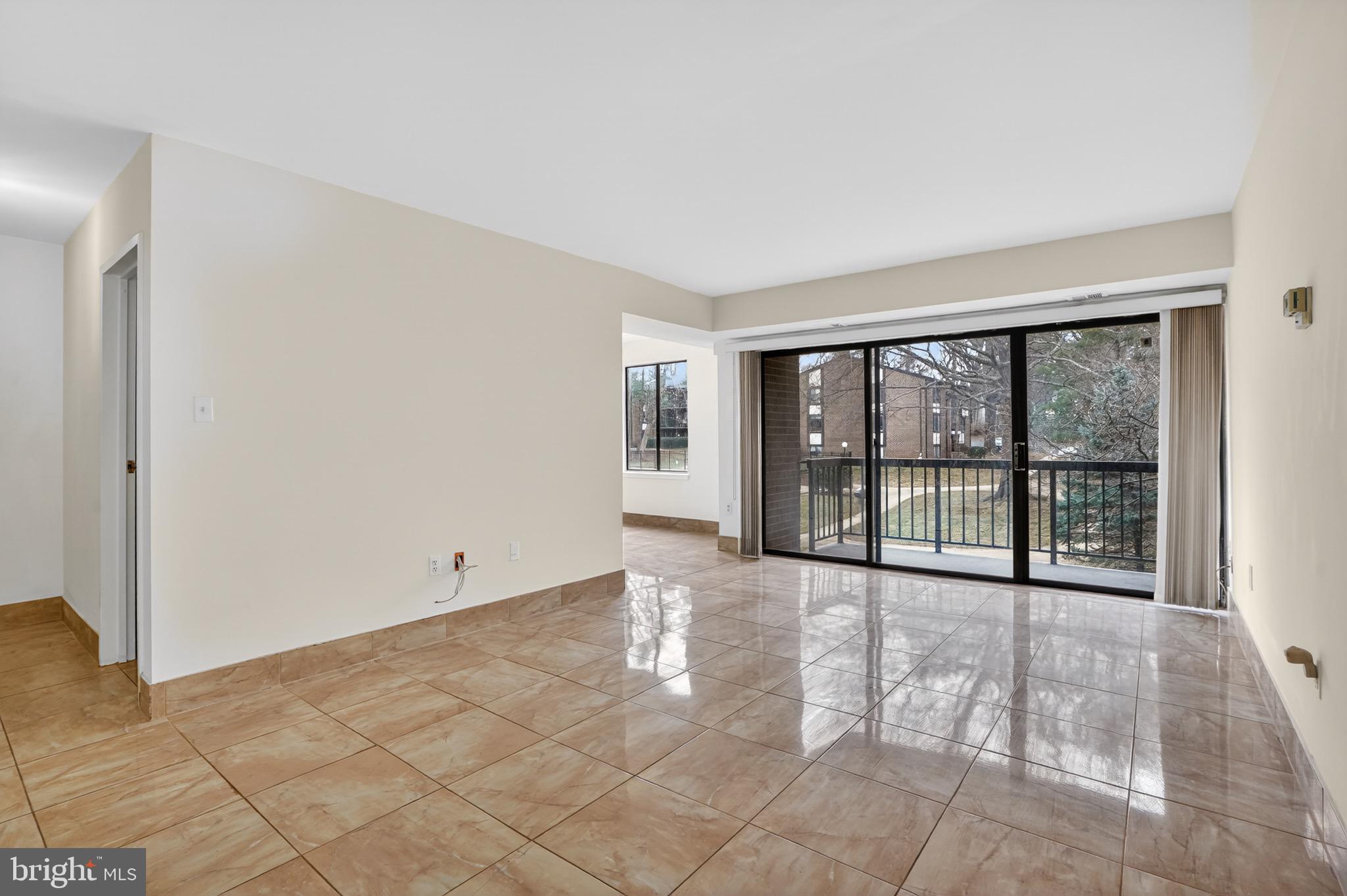 HAWTHORNE VILLAGE - Residential