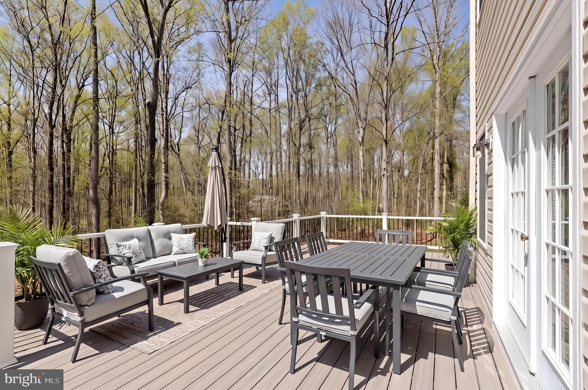 SEVEN LAKES - Residential