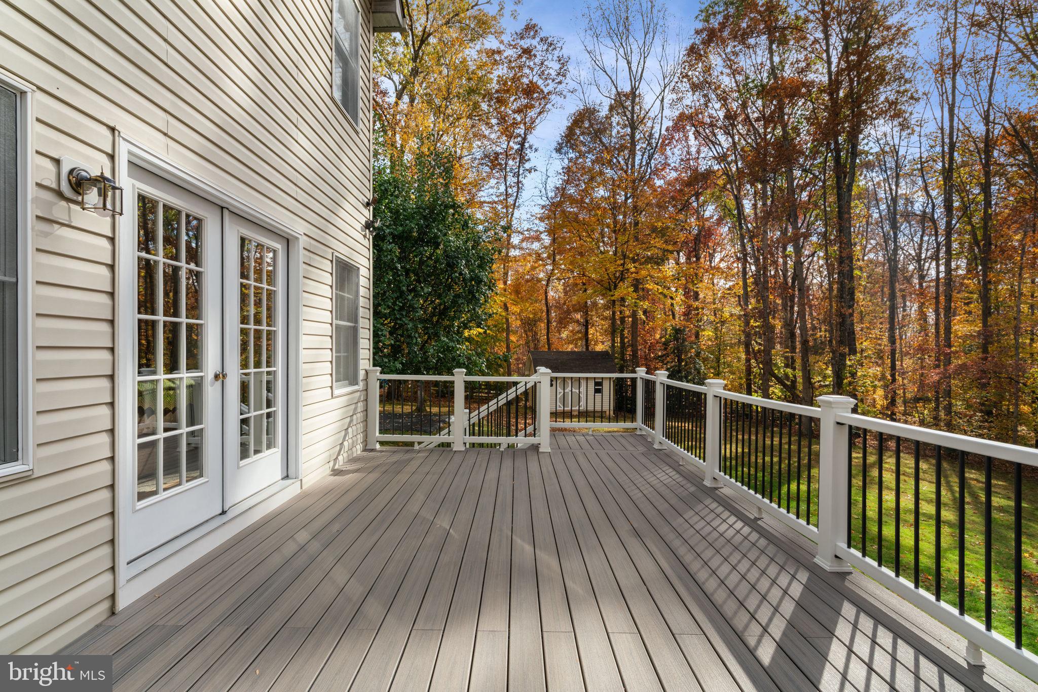 SEVEN LAKES - Residential