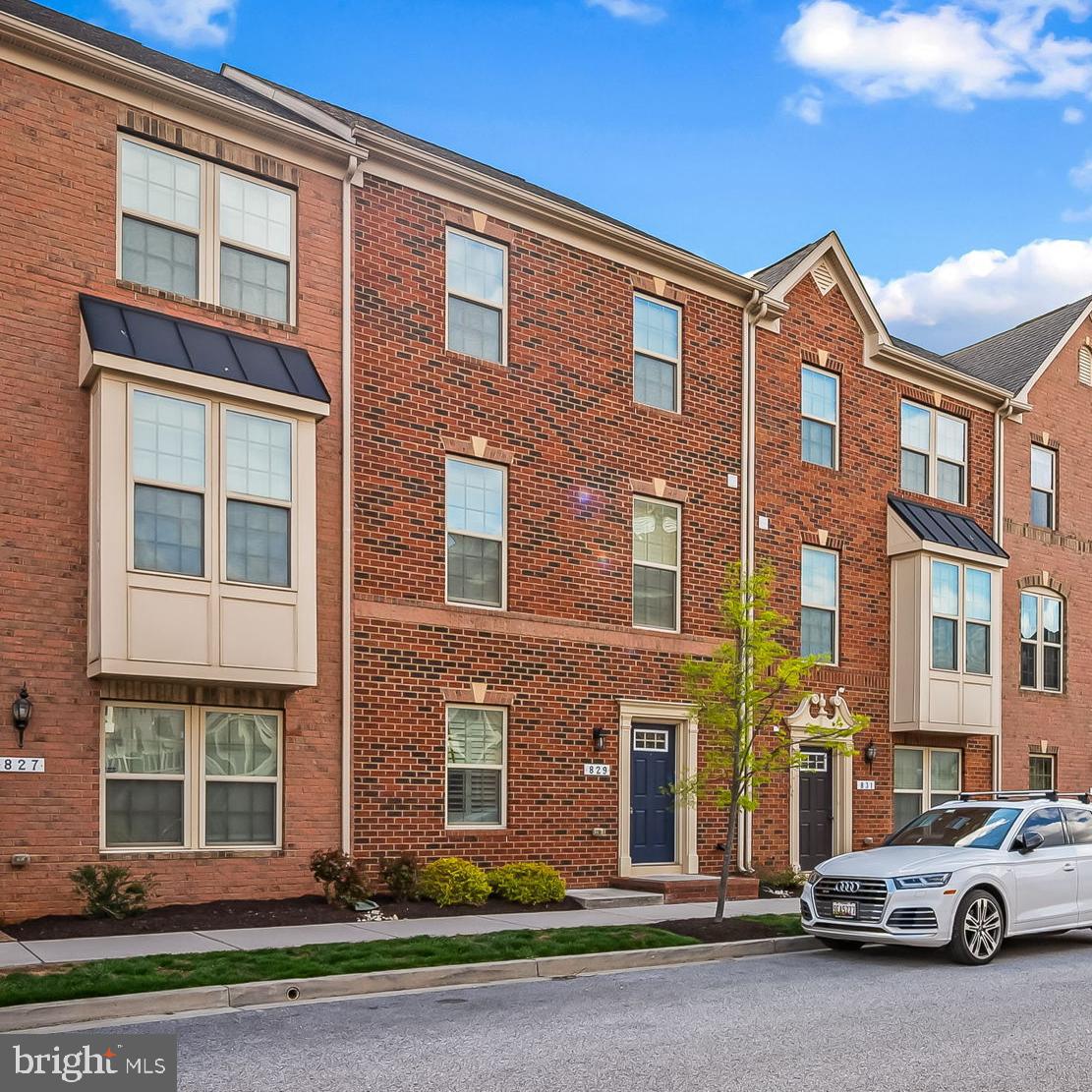 O'DONNELL SQUARE - Residential