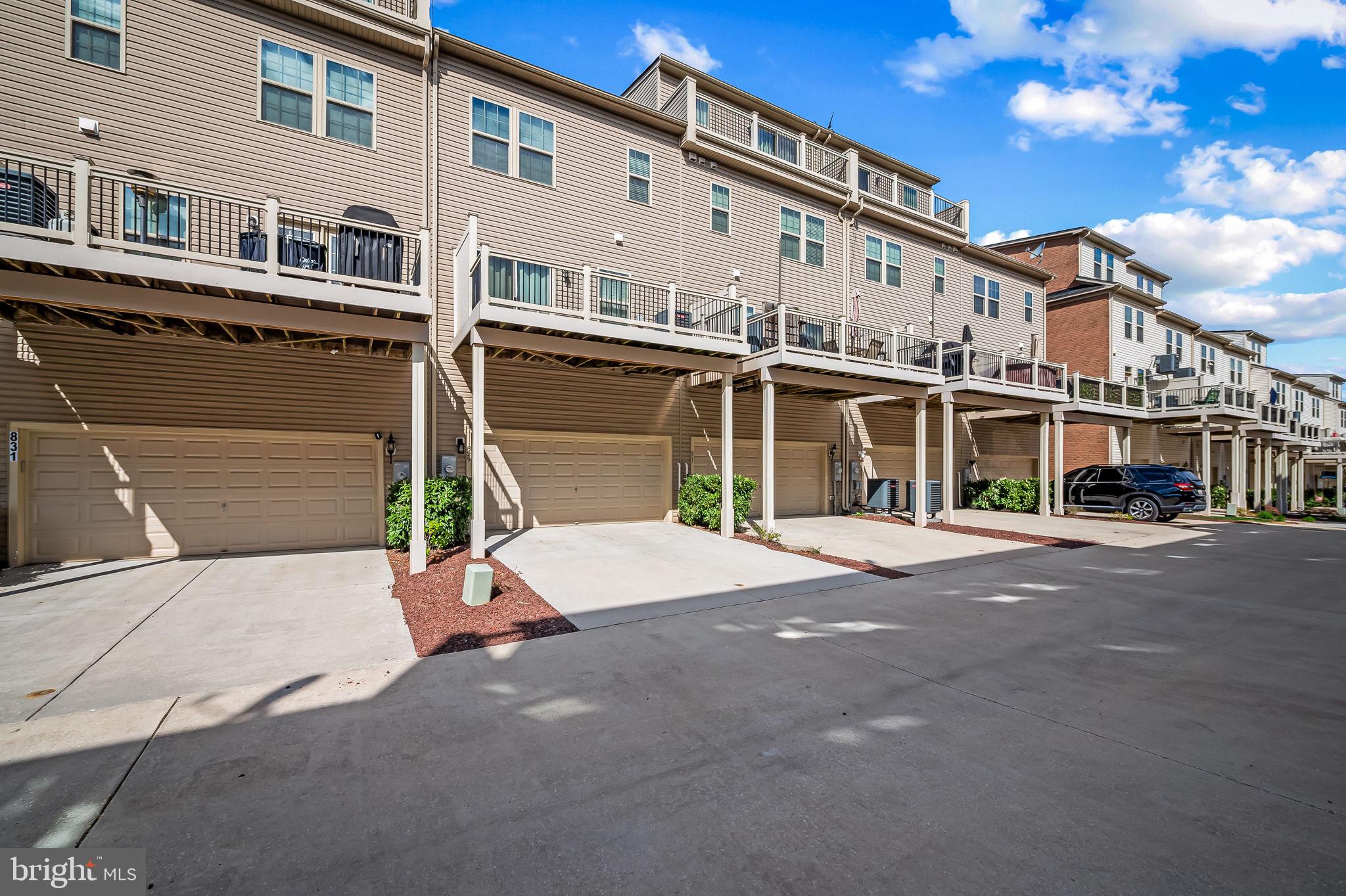 O'DONNELL SQUARE - Residential