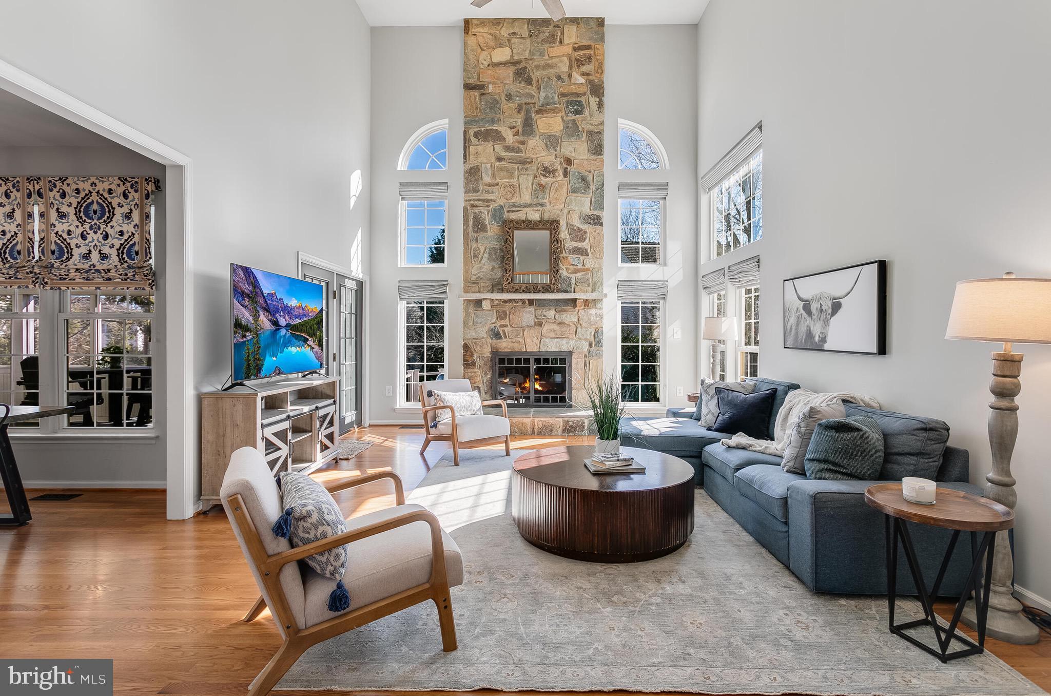 WOODLEA MANOR - Residential