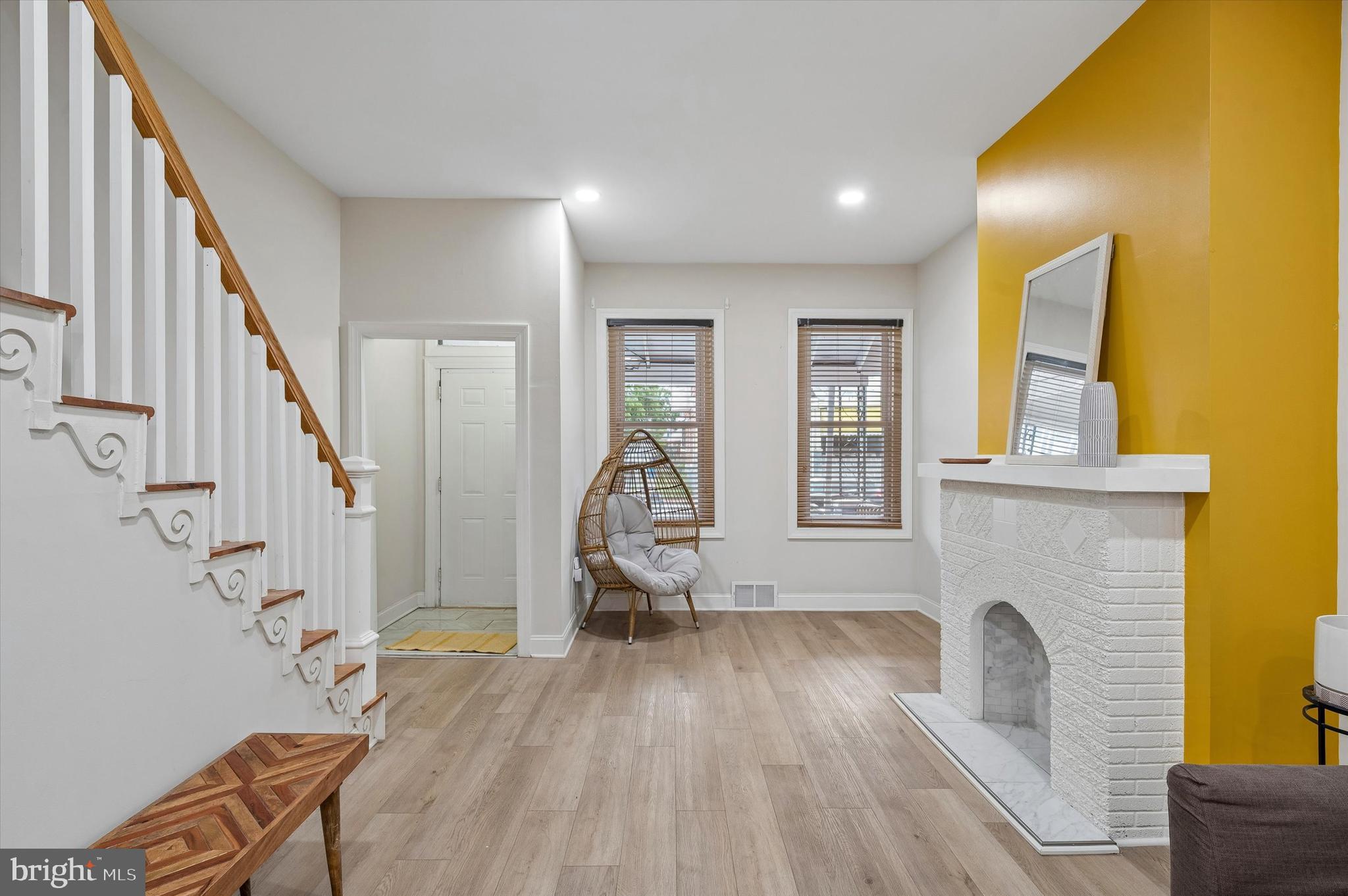 PHILADELPHIA (WEST) - Residential