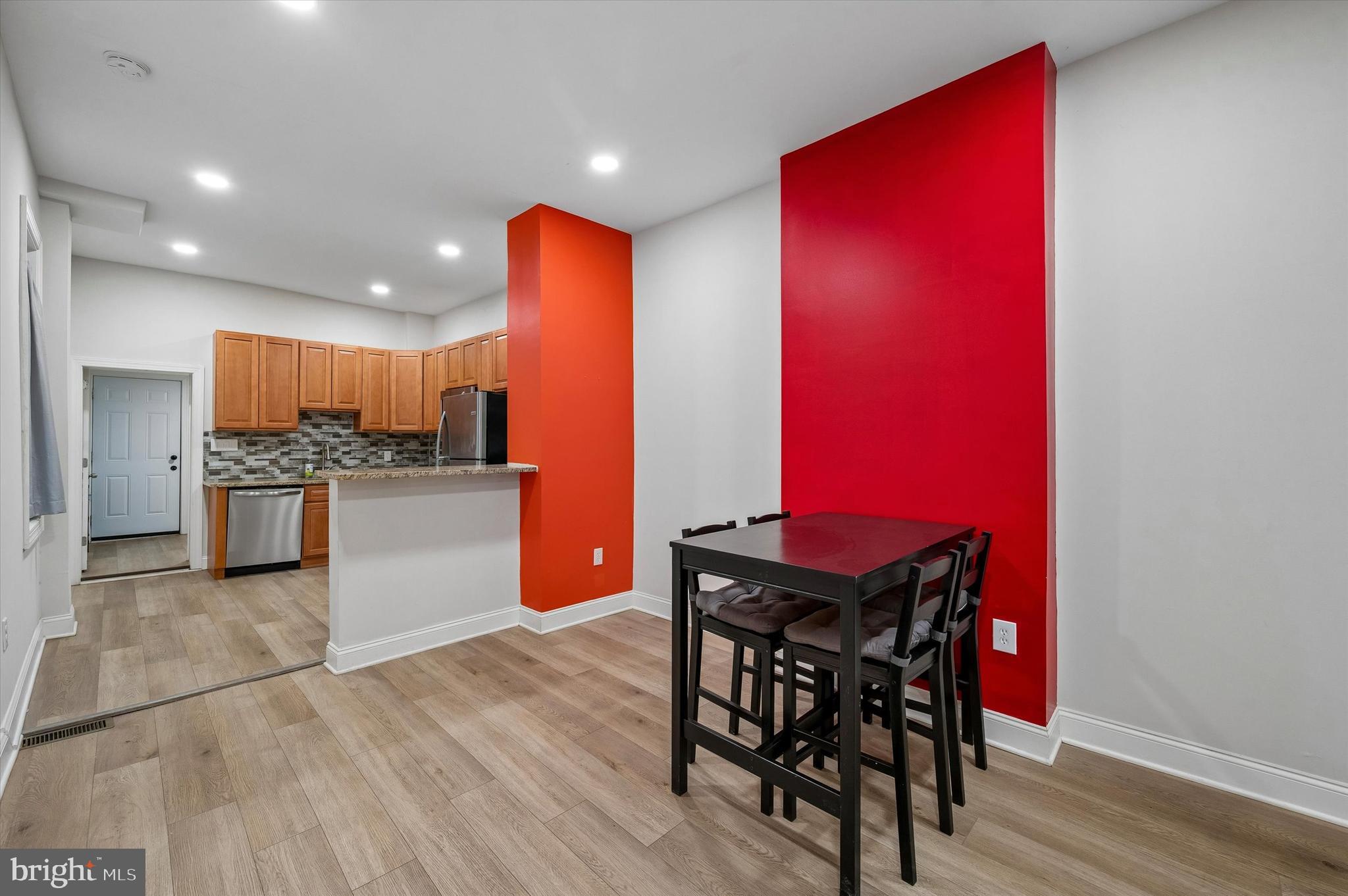 PHILADELPHIA (WEST) - Residential