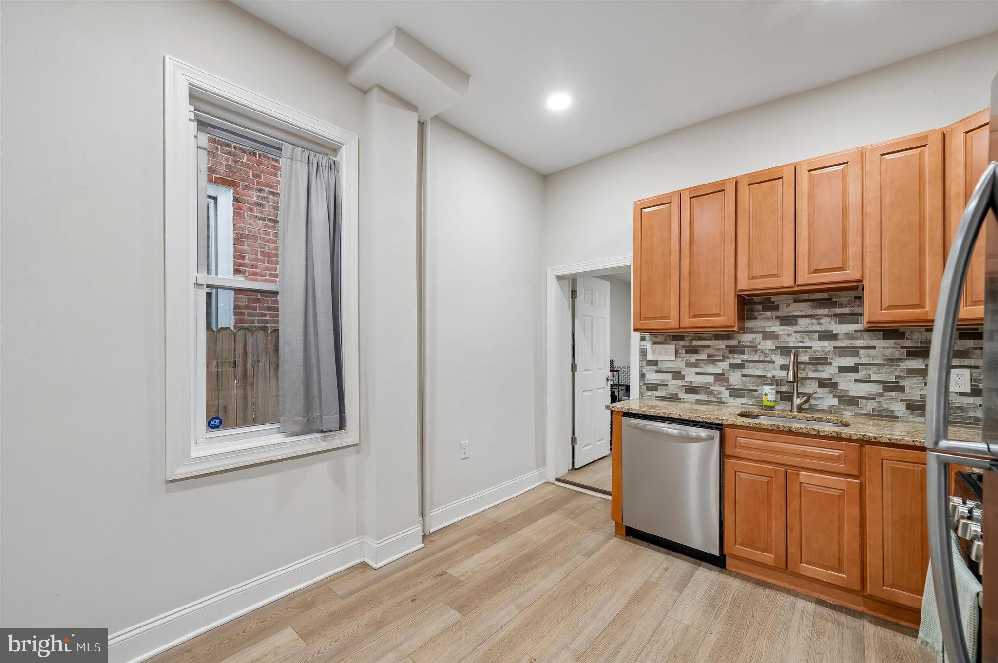 PHILADELPHIA (WEST) - Residential