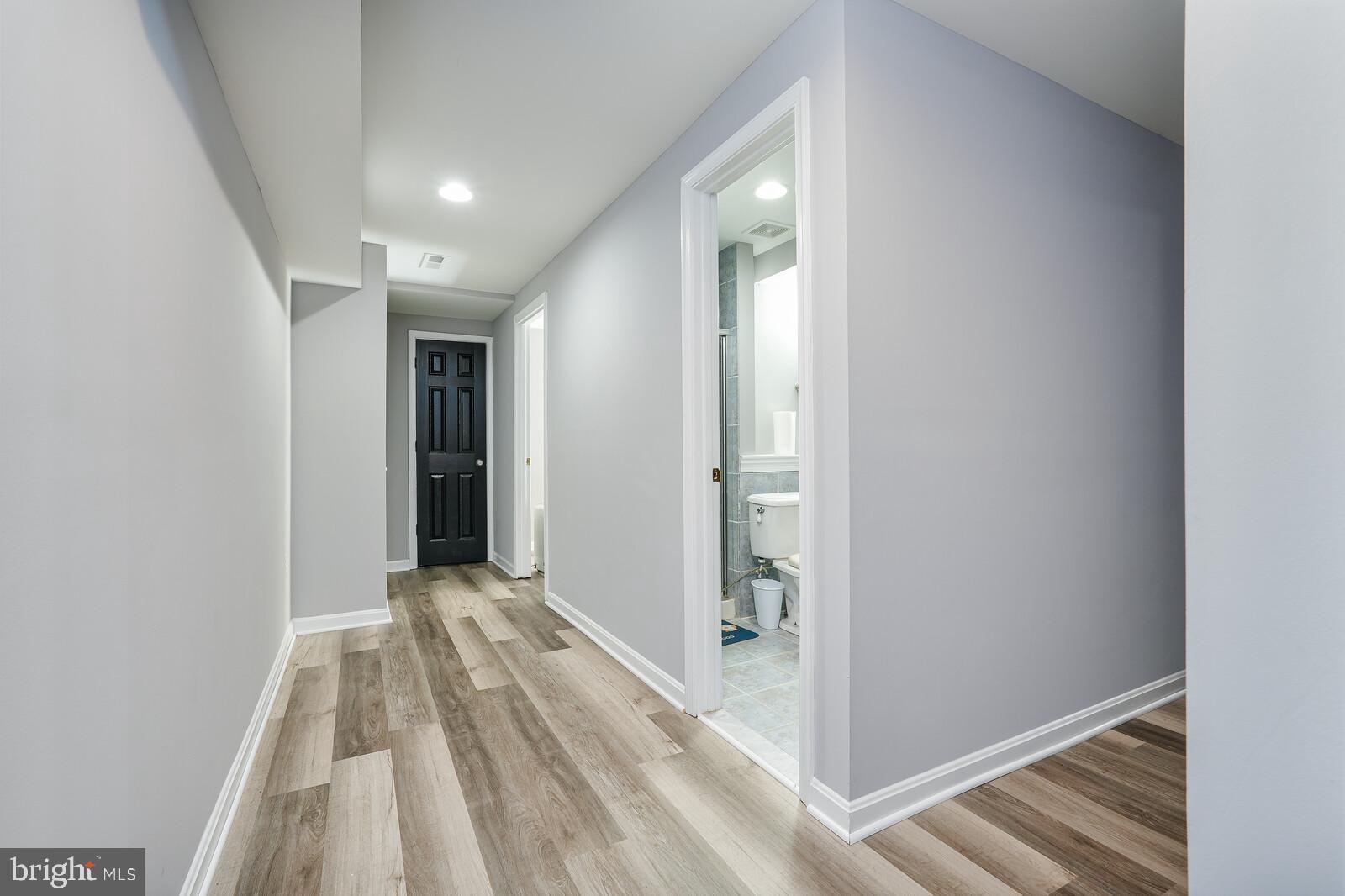 MINERAL SPRING VILLAGE - Residential