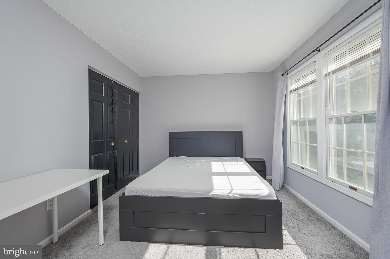 MINERAL SPRING VILLAGE - Residential