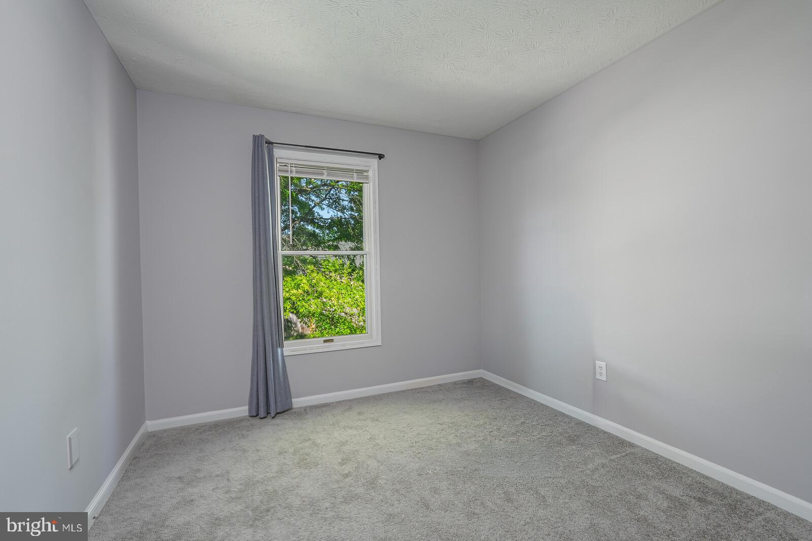 MINERAL SPRING VILLAGE - Residential