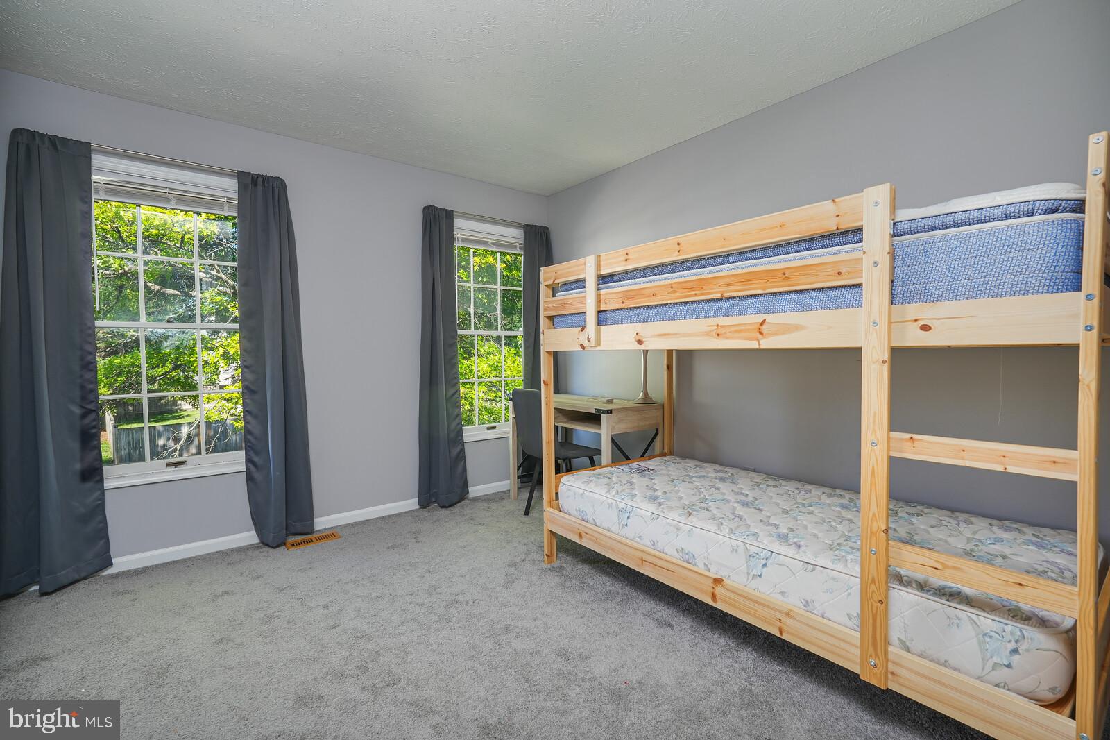MINERAL SPRING VILLAGE - Residential