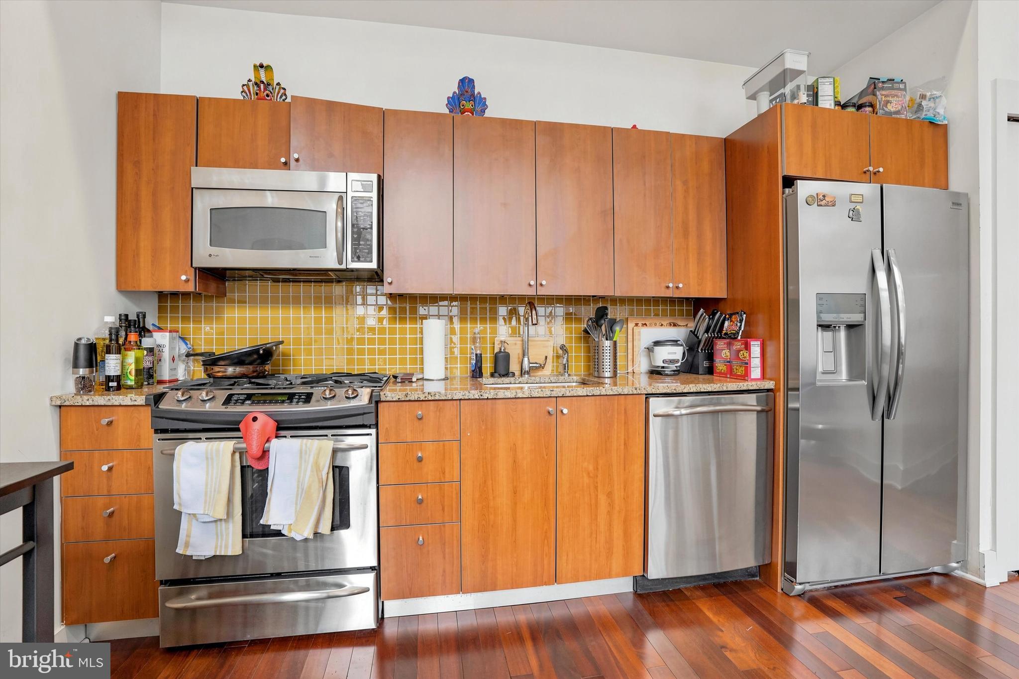 WASHINGTON SQ WEST - Residential
