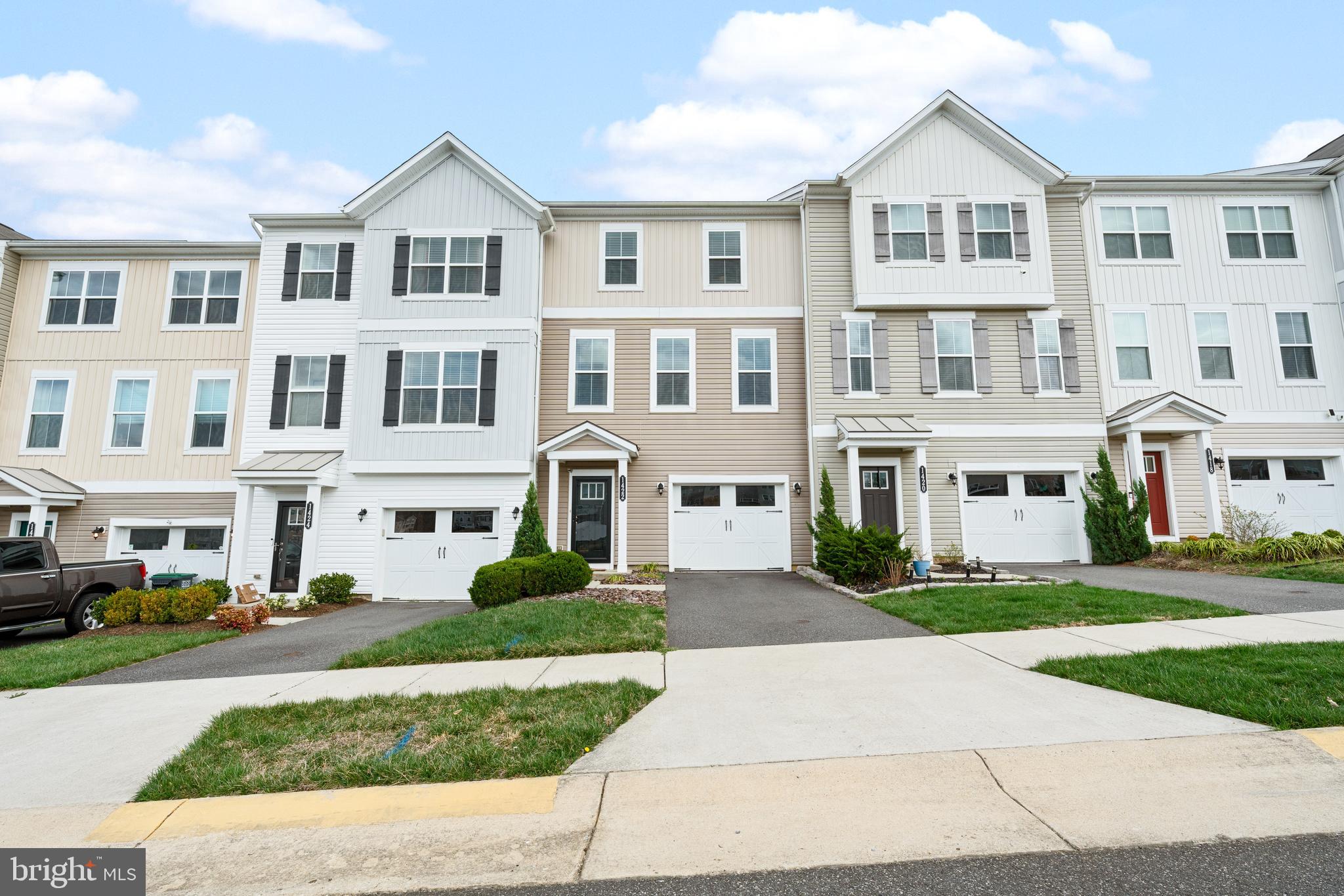 SUMMERFIELD - Residential