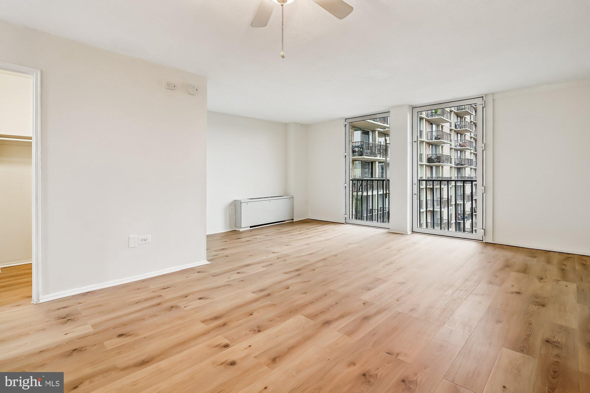 THE CARLTON - Residential