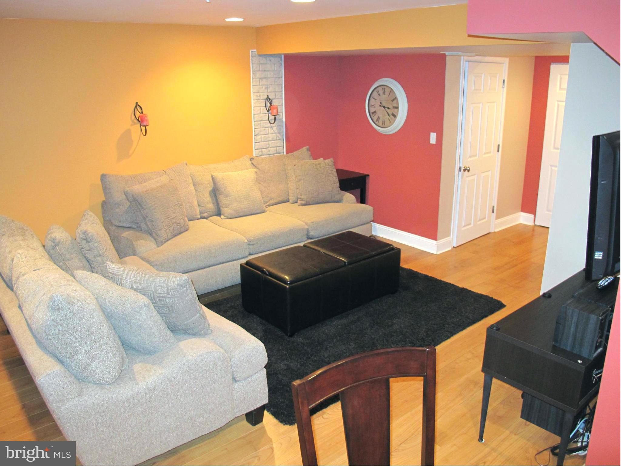 PINEY ORCHARD - Residential