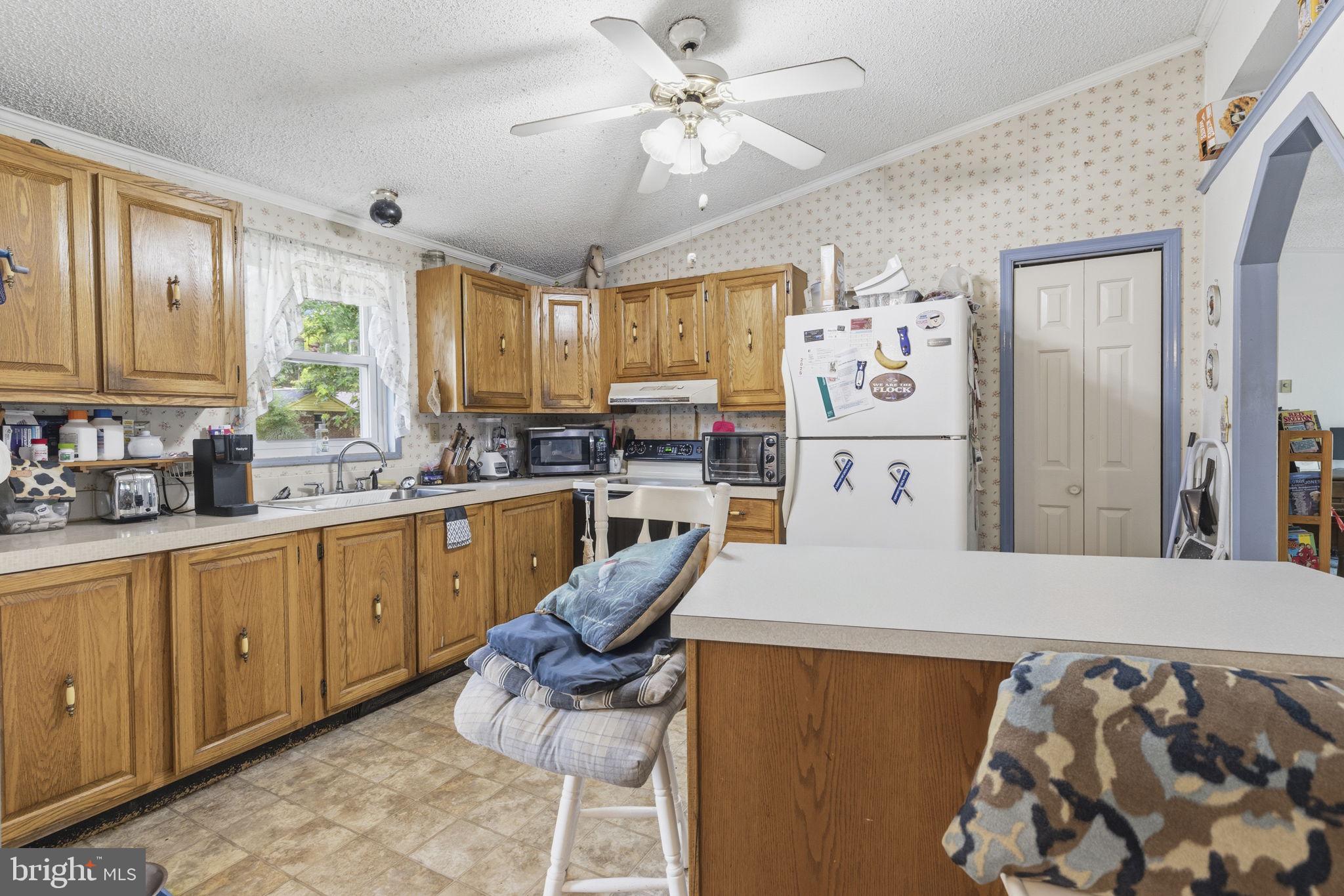 ELKTON - Residential