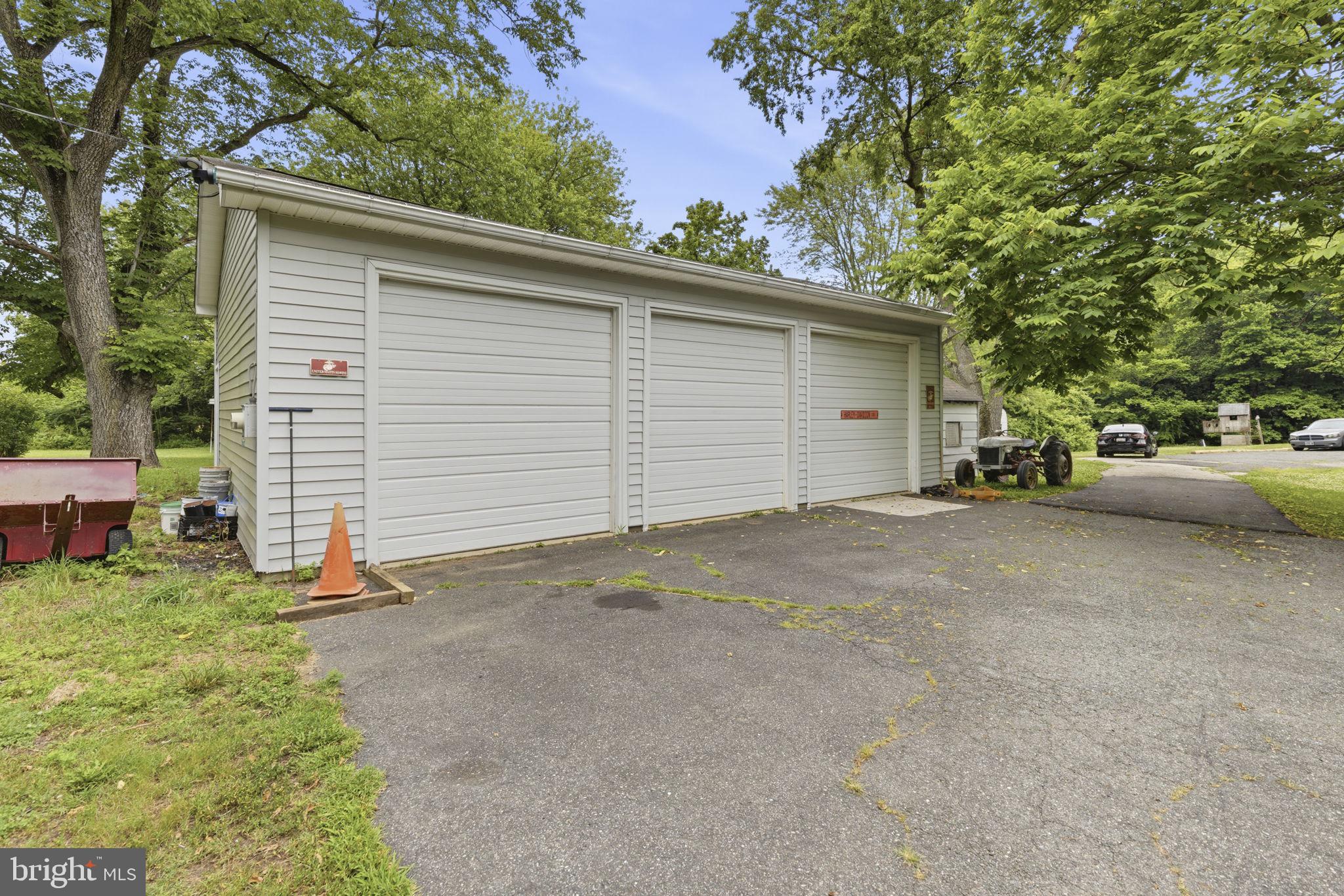 ELKTON - Residential