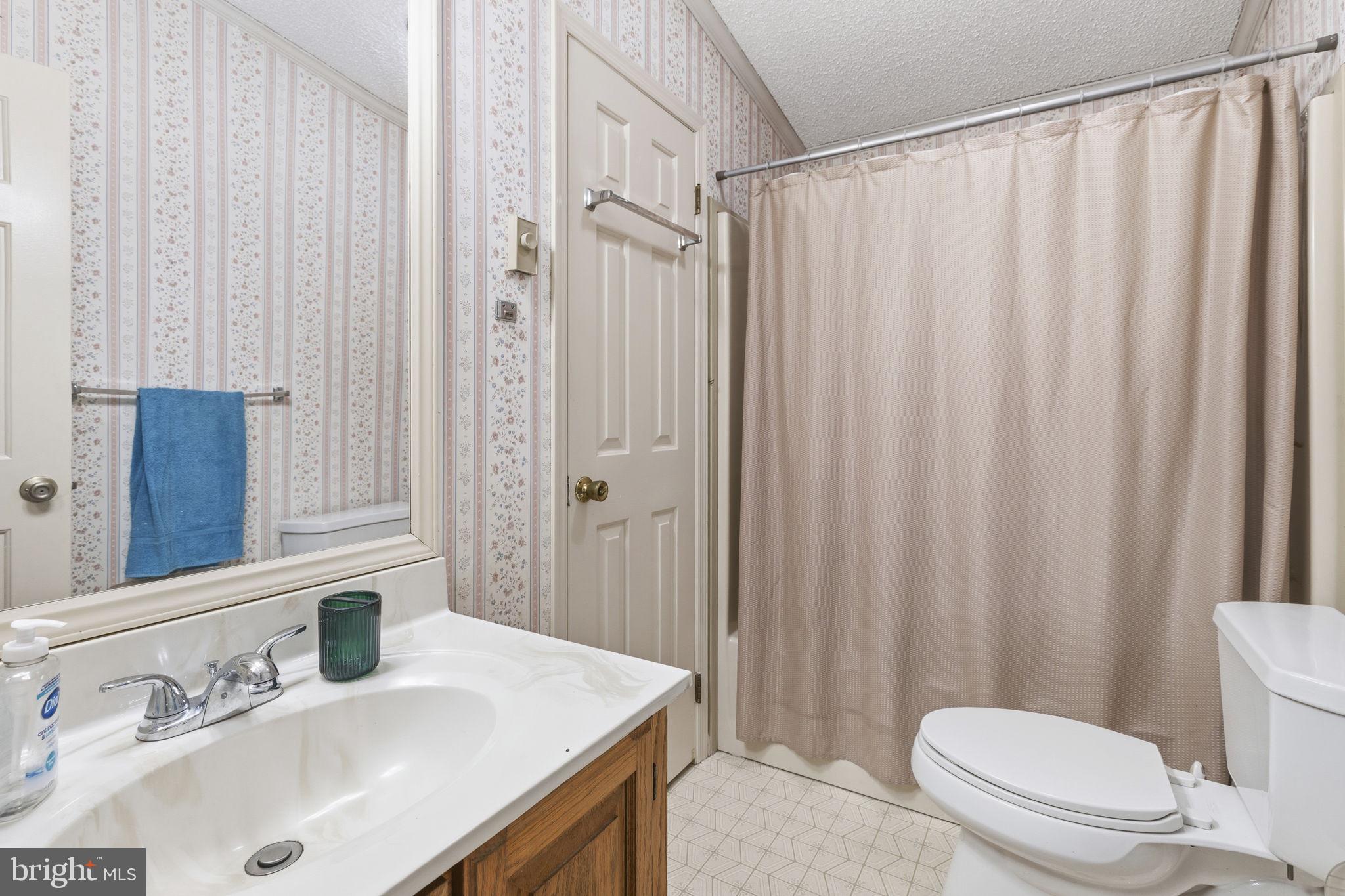 ELKTON - Residential