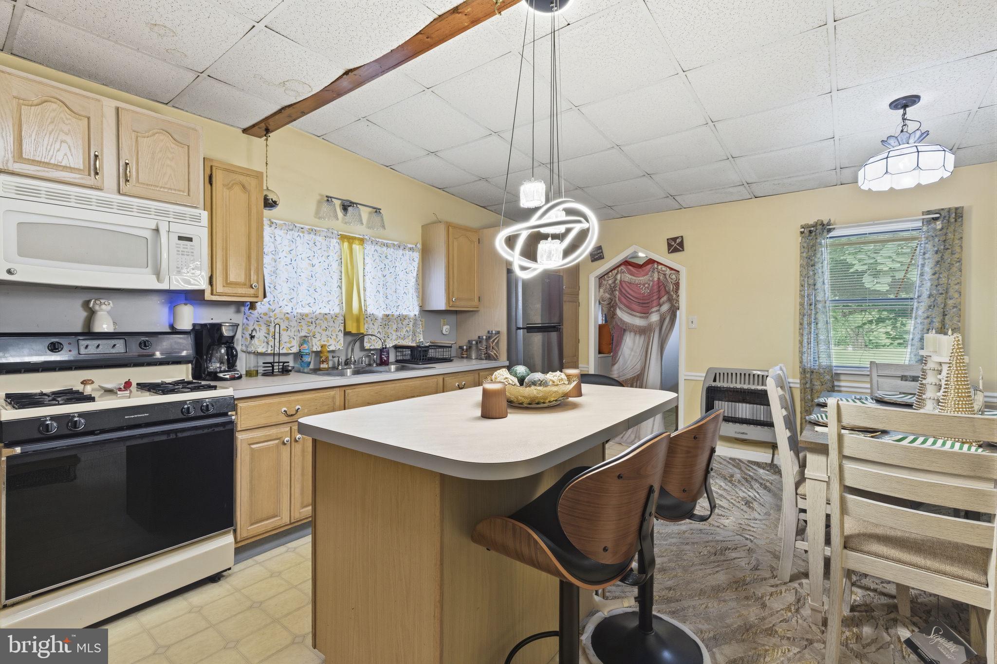 ELKTON - Residential