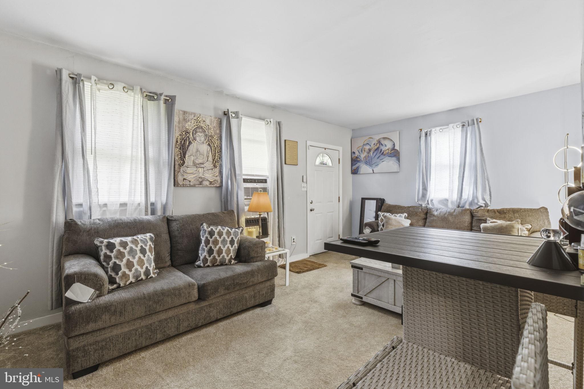 ELKTON - Residential