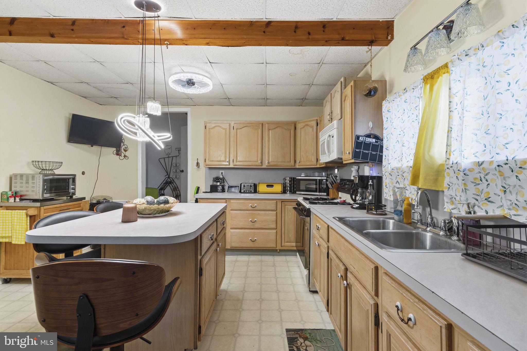 ELKTON - Residential