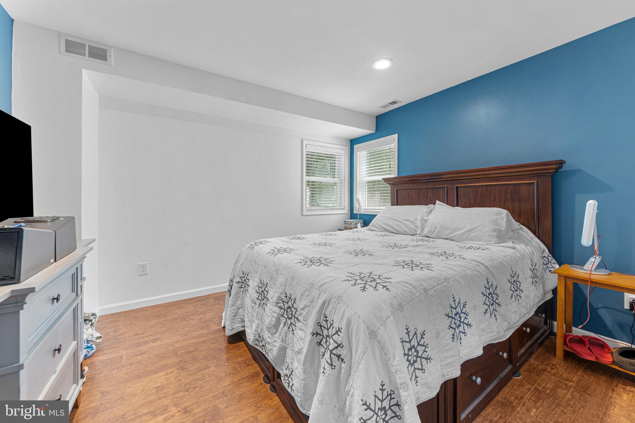 ELDERBERRY - Residential