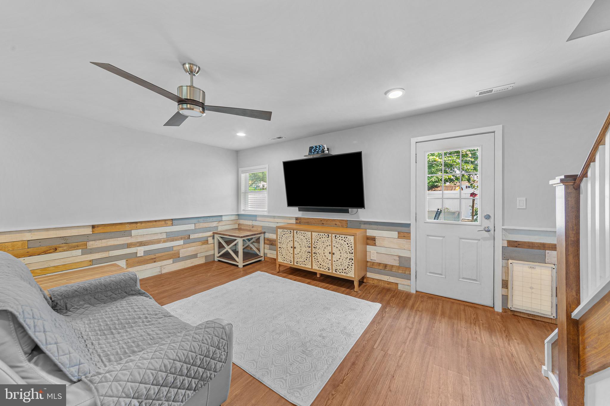 ELDERBERRY - Residential