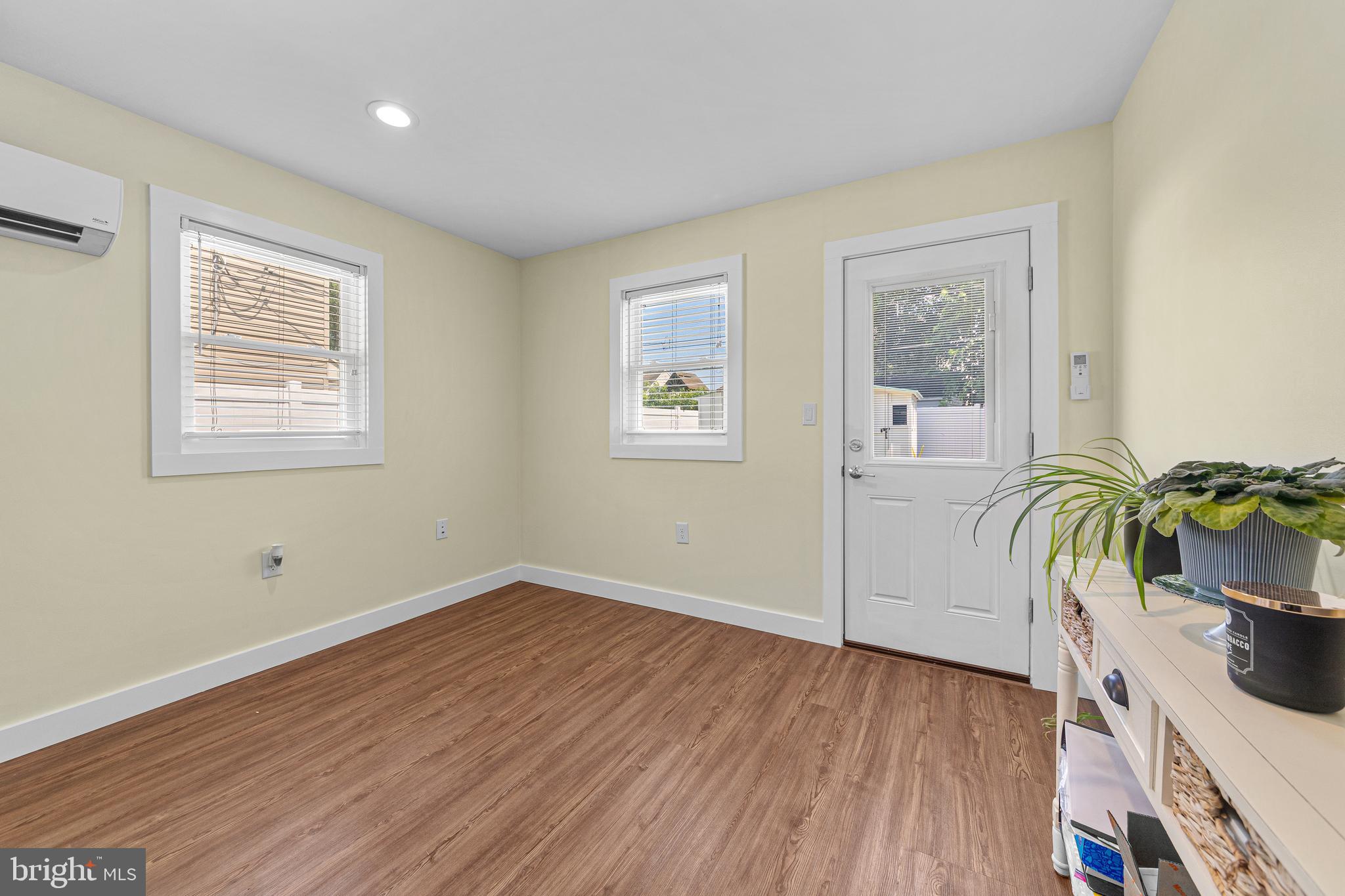 ELDERBERRY - Residential