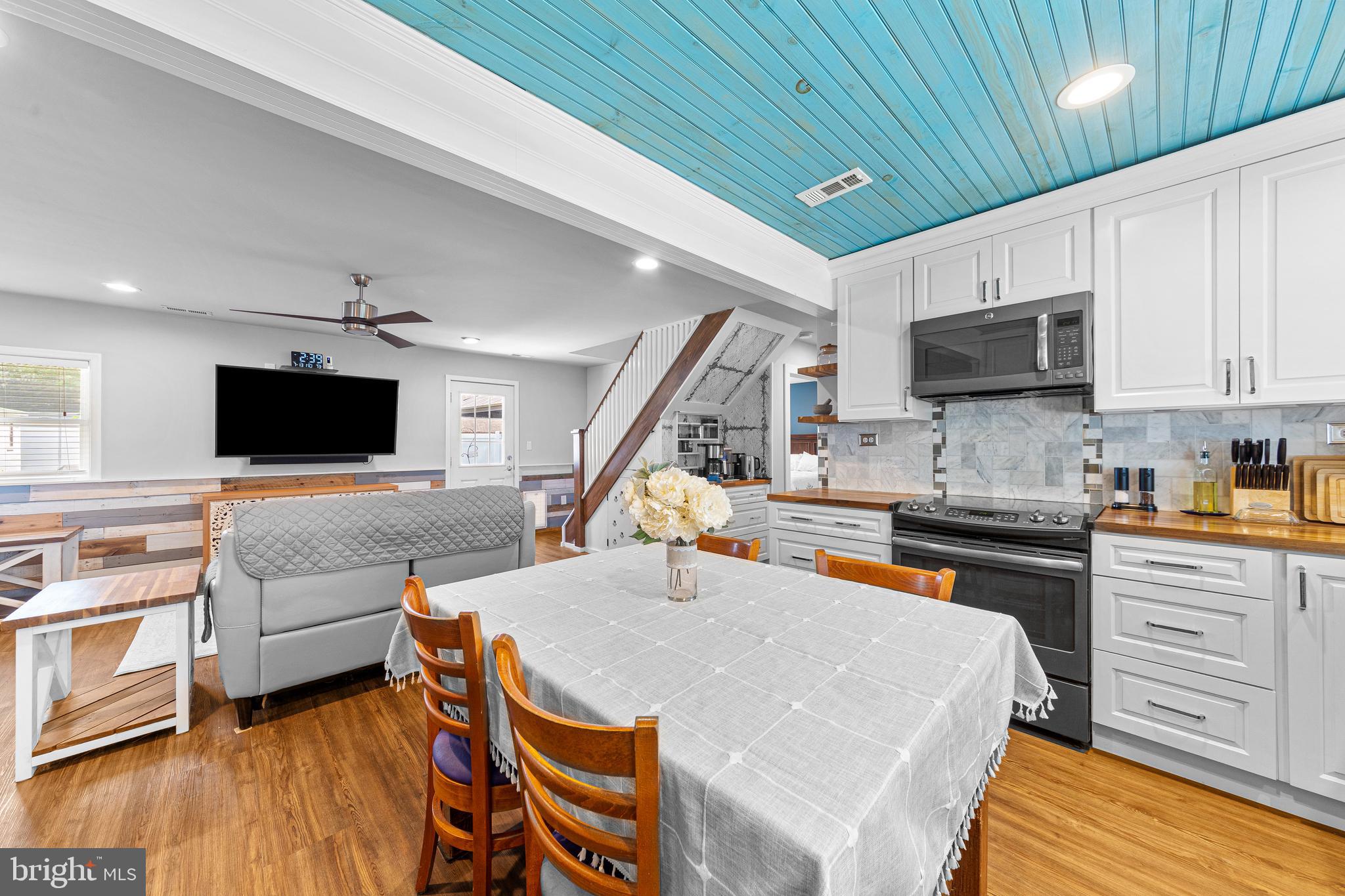 ELDERBERRY - Residential