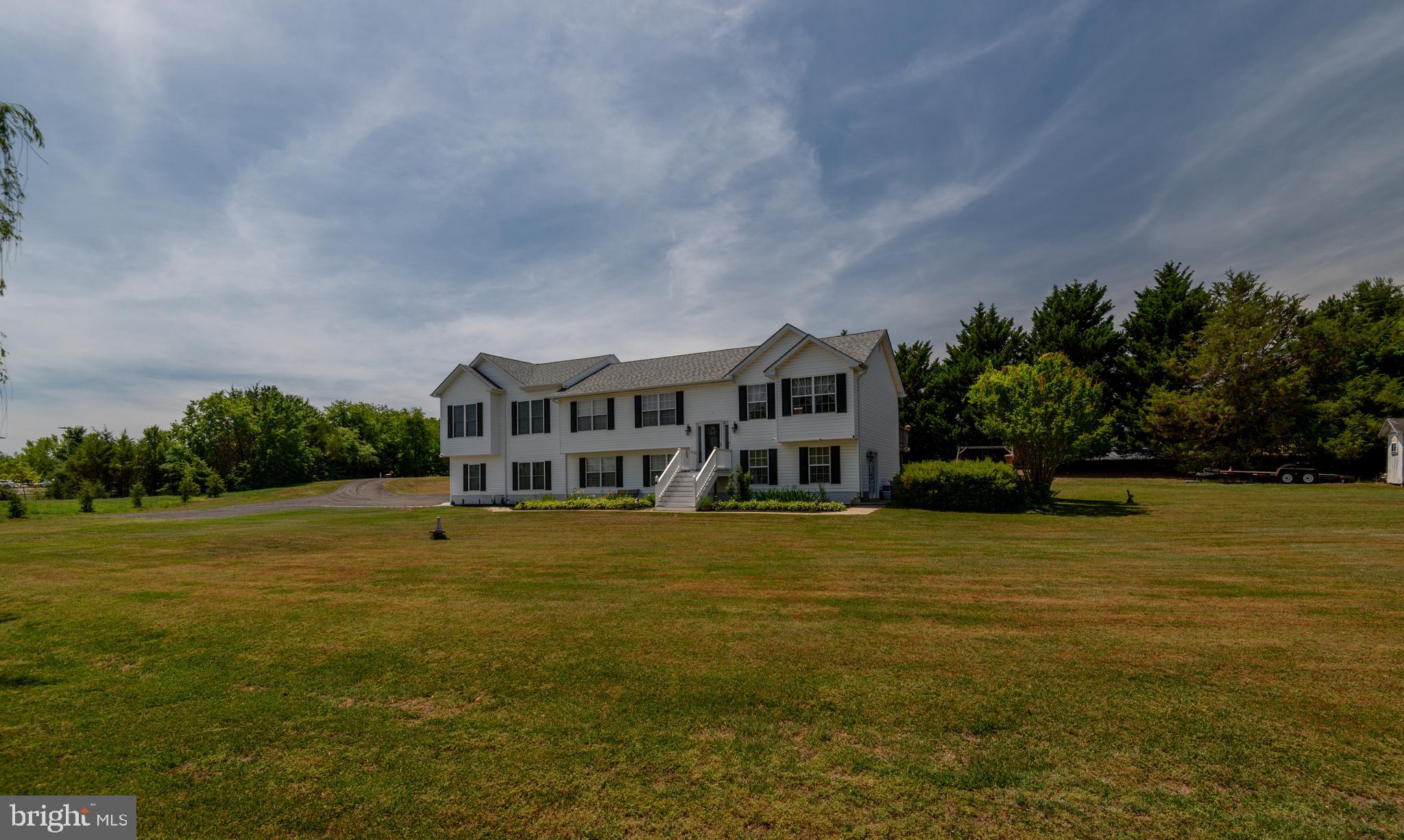 OLD VILLAGE TOWN CENTER - Residential