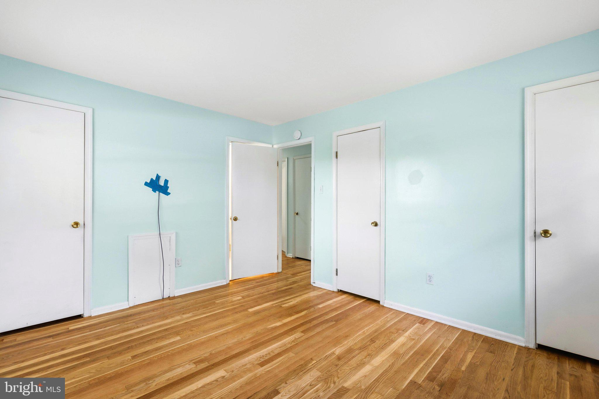 CALVERTON - Residential