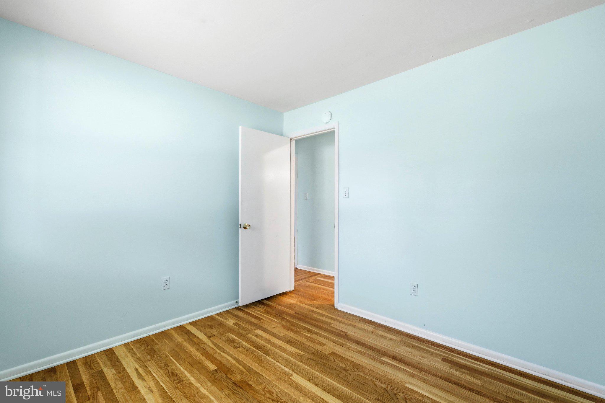 CALVERTON - Residential