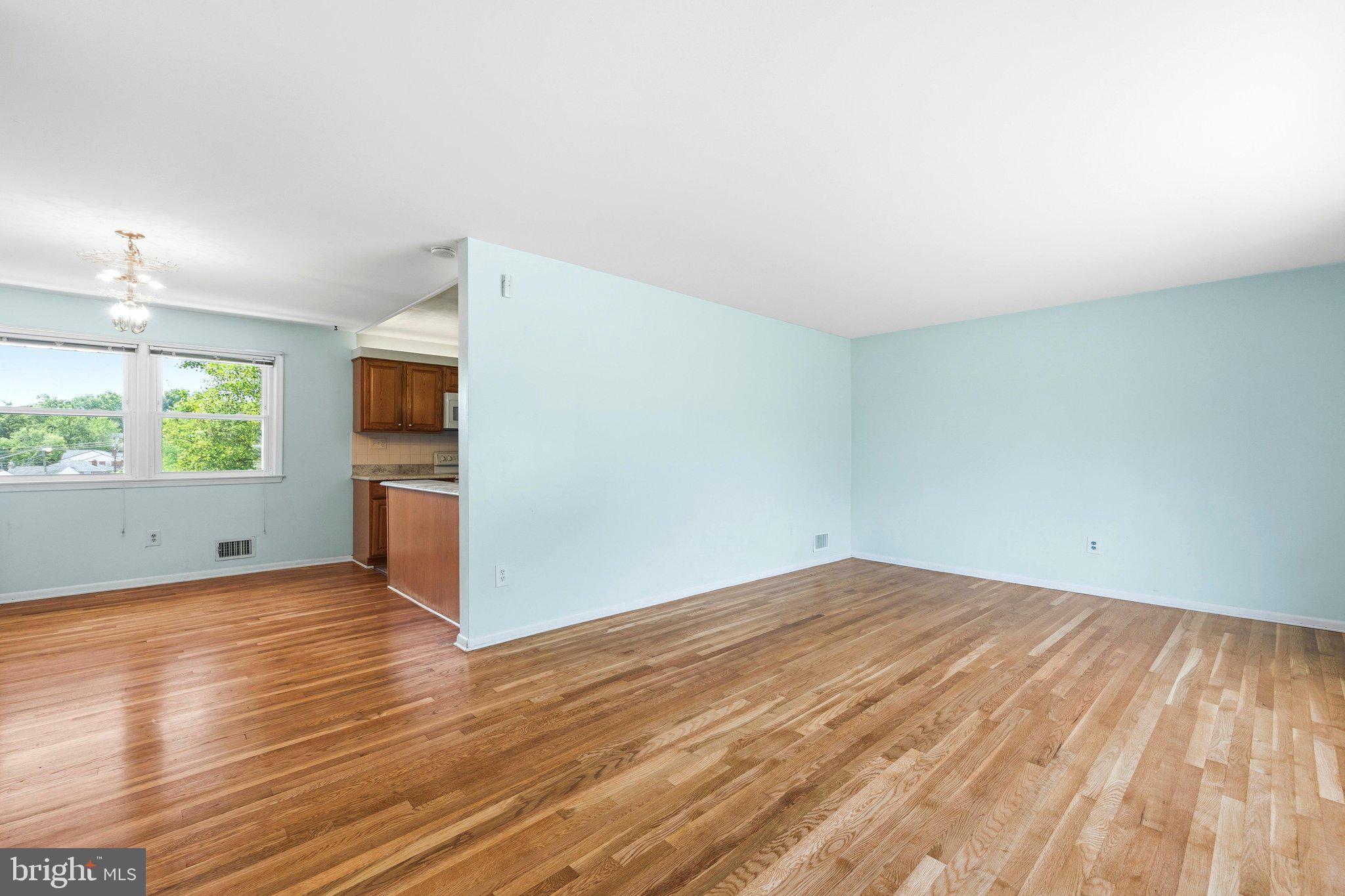 CALVERTON - Residential