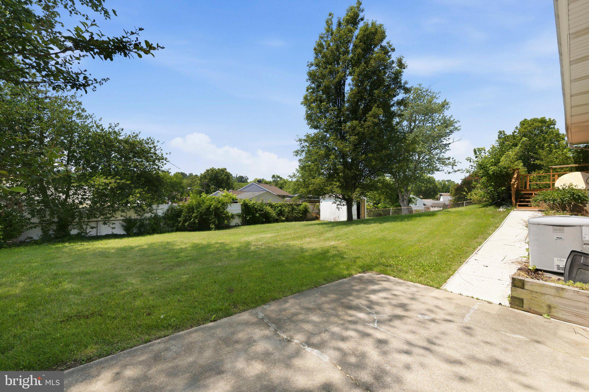 CALVERTON - Residential