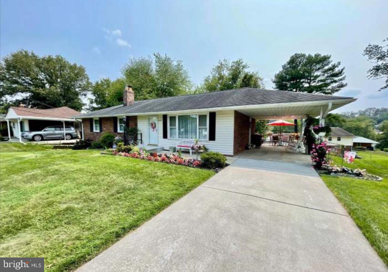 CALVERTON - Residential