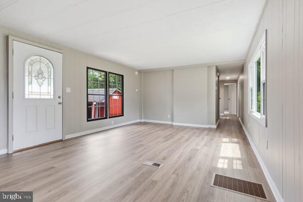 COUNTRY MANOR WEST - Residential