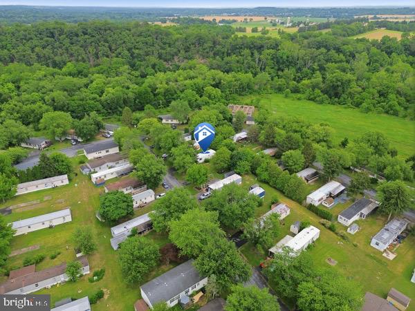 COUNTRY MANOR WEST - Residential
