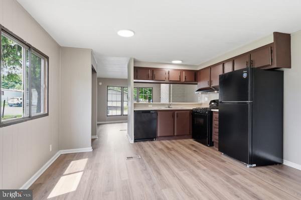 COUNTRY MANOR WEST - Residential